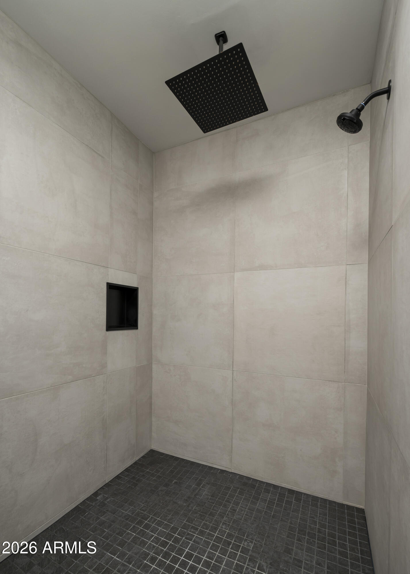 3905 E MALLORY Circle