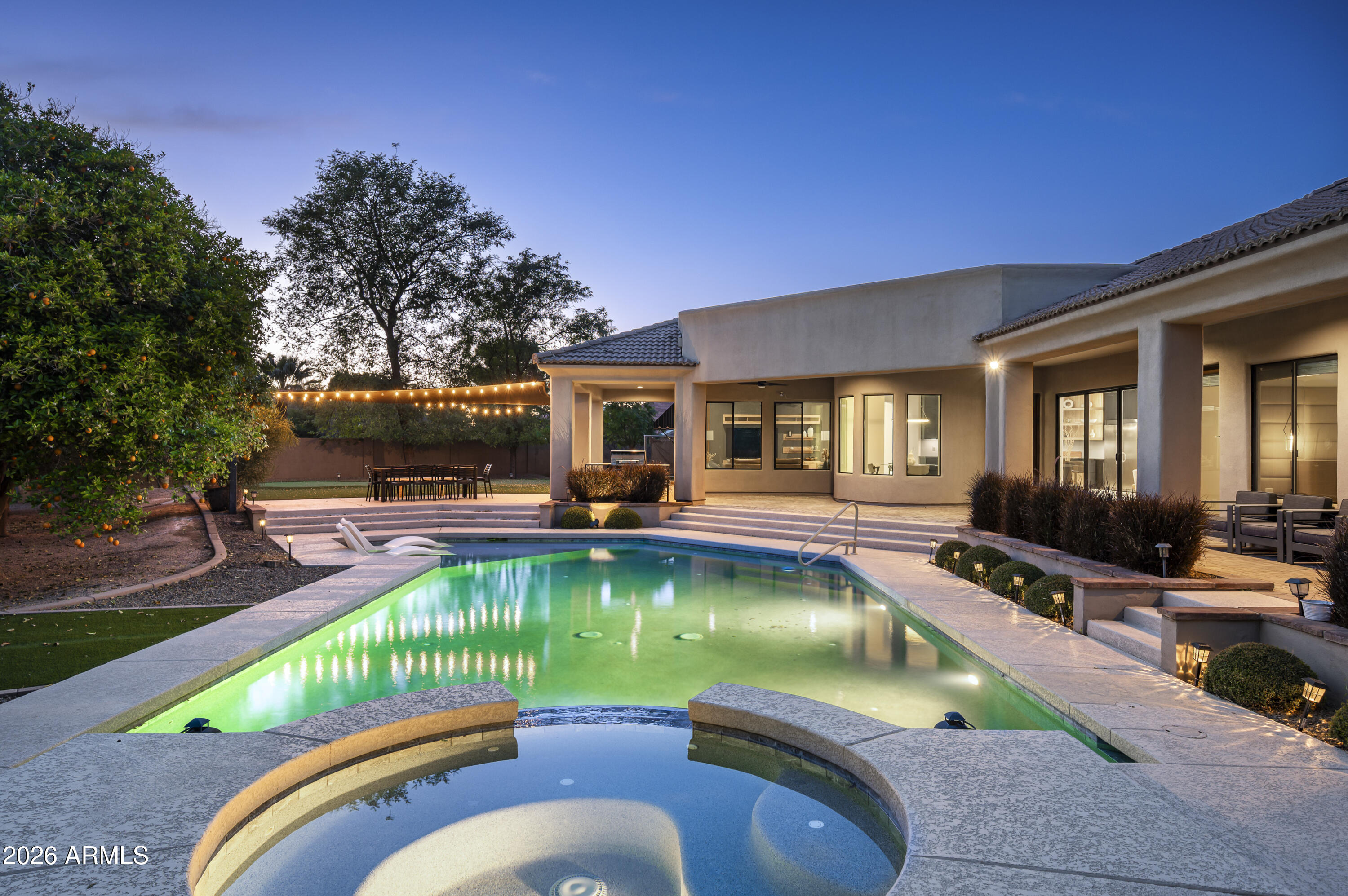 3905 E MALLORY Circle