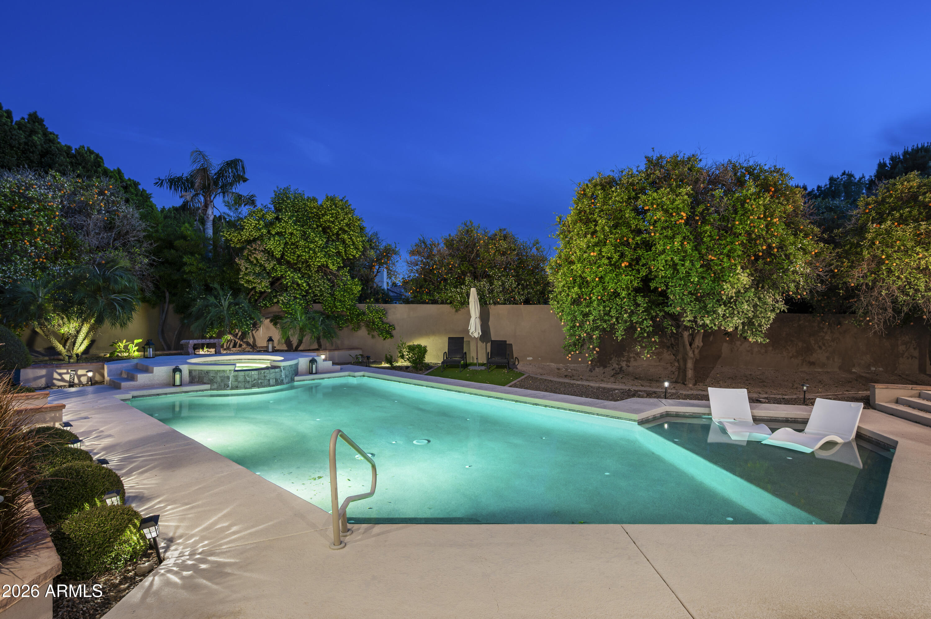 3905 E MALLORY Circle