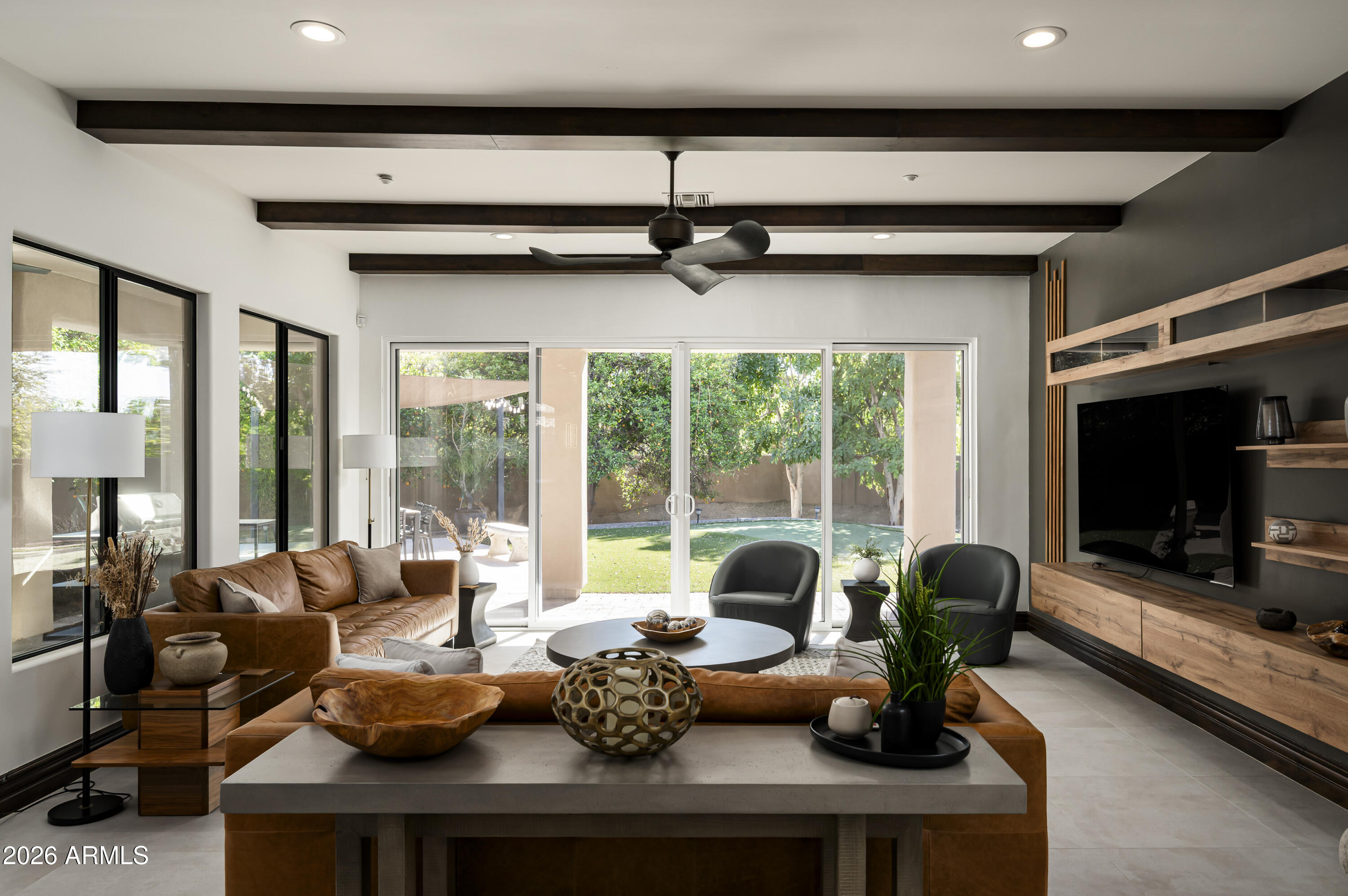 3905 E MALLORY Circle