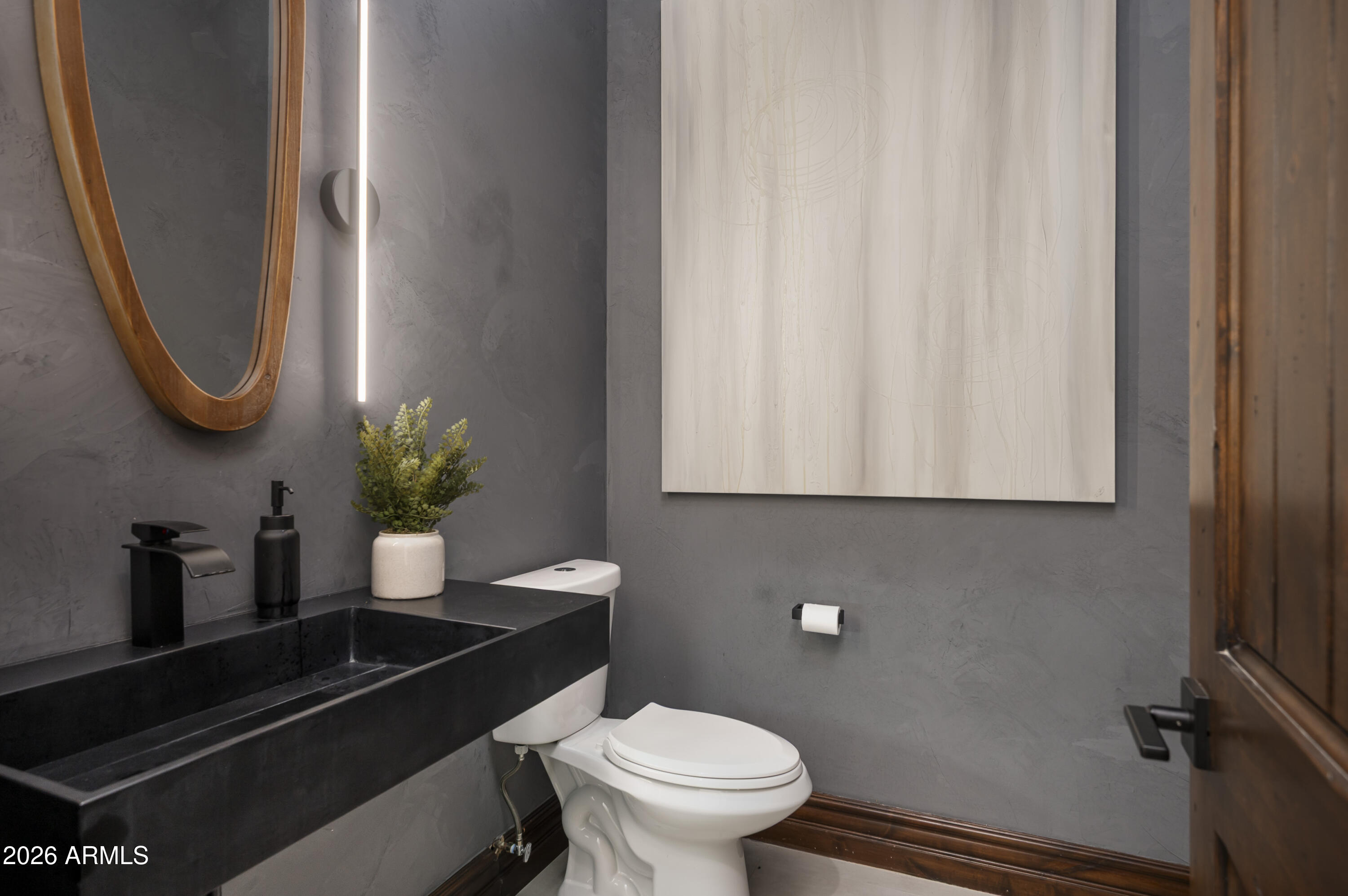 3905 E MALLORY Circle