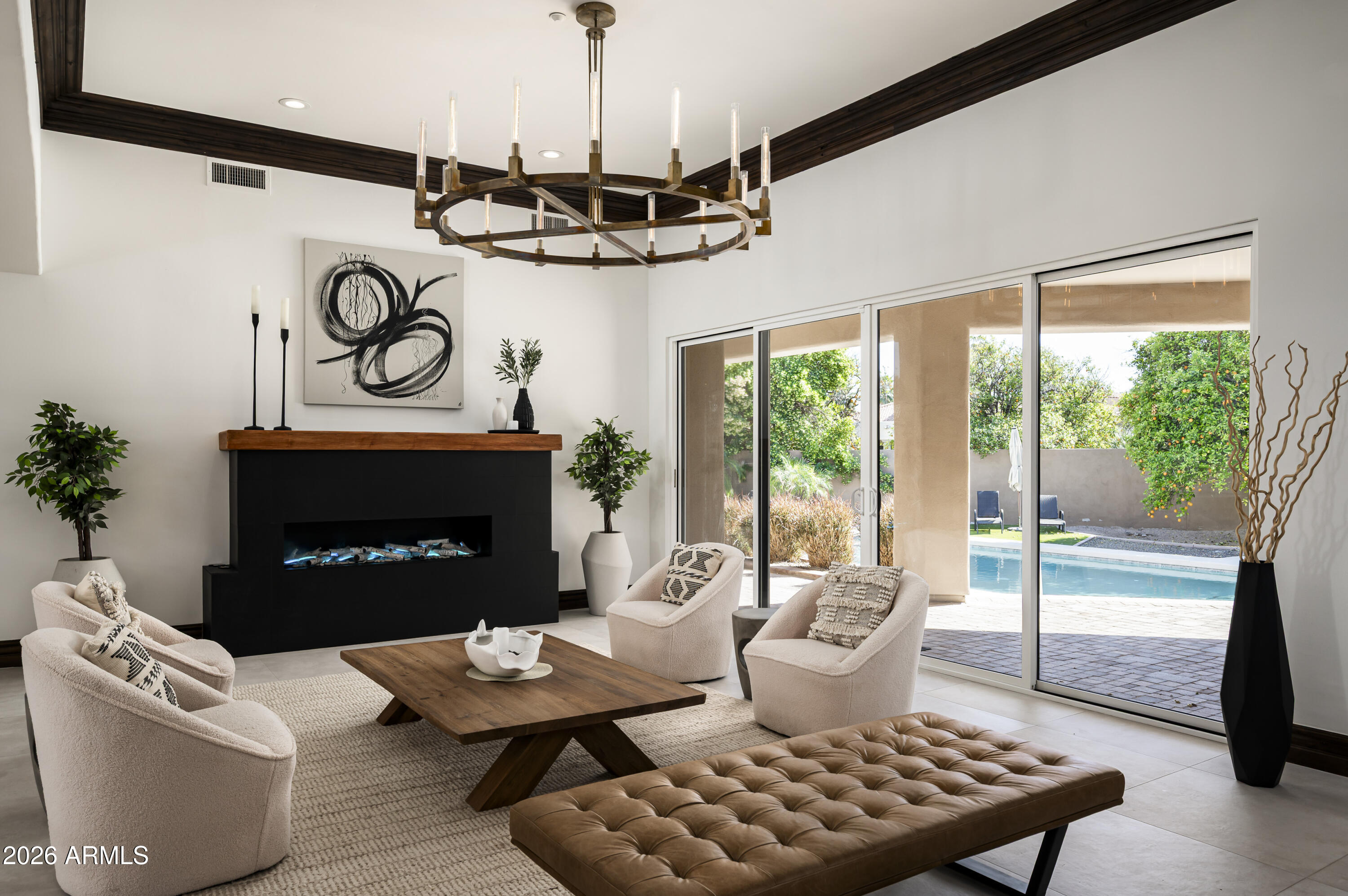 3905 E MALLORY Circle