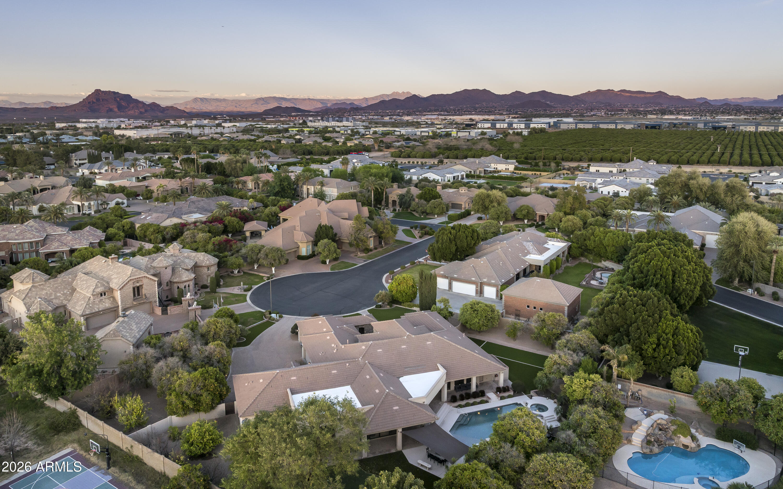 3905 E MALLORY Circle