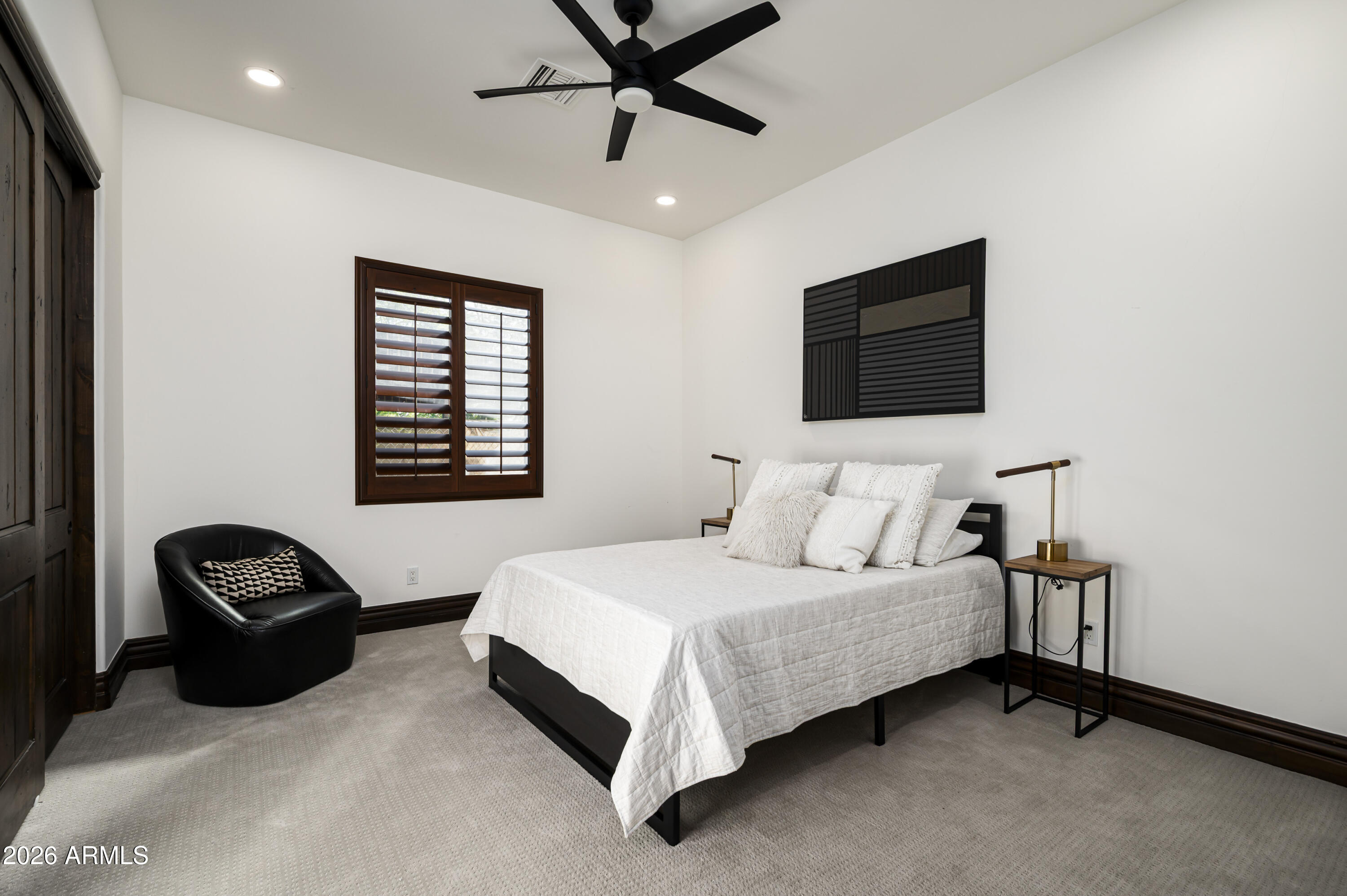 3905 E MALLORY Circle