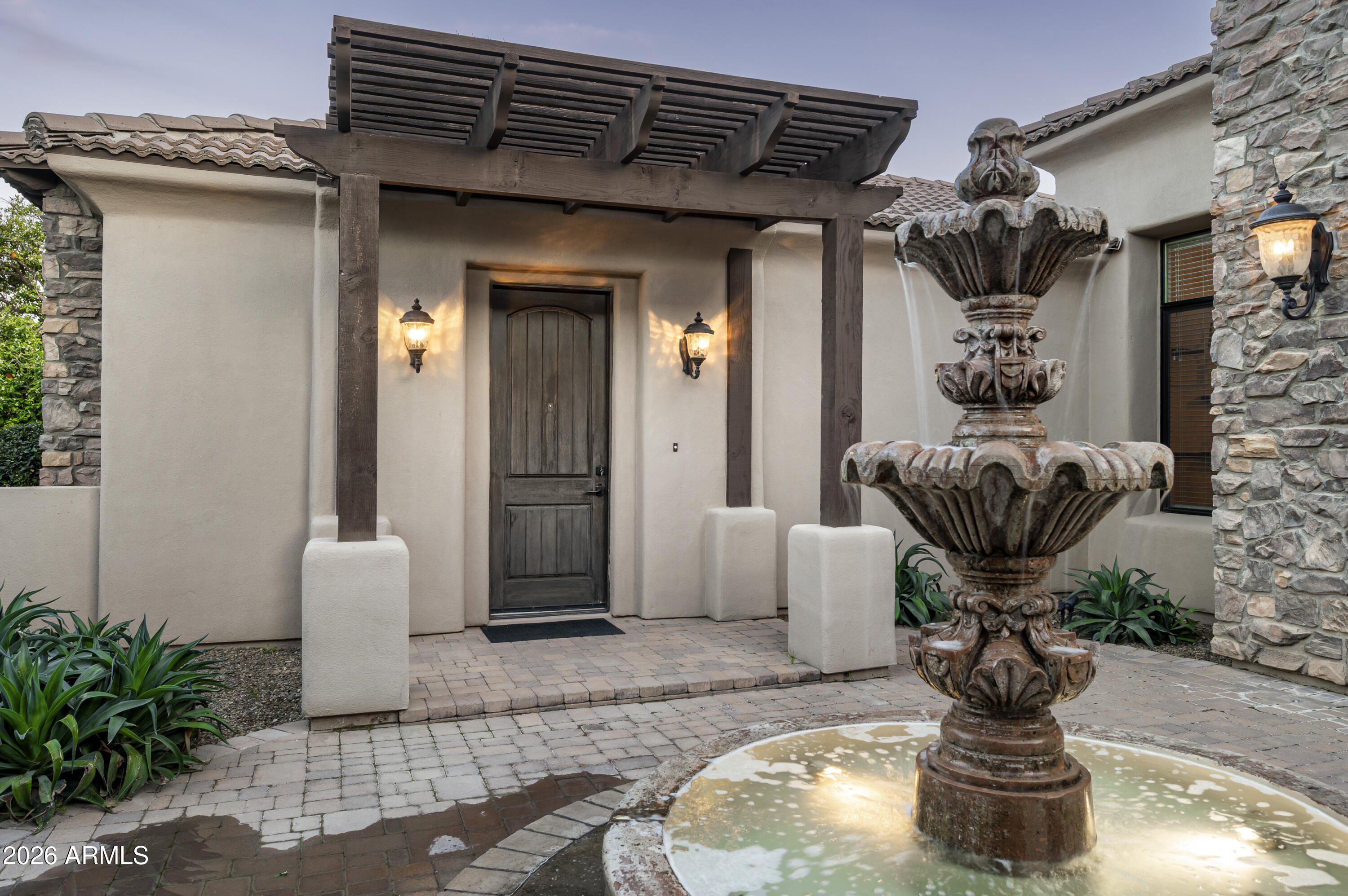 3905 E MALLORY Circle