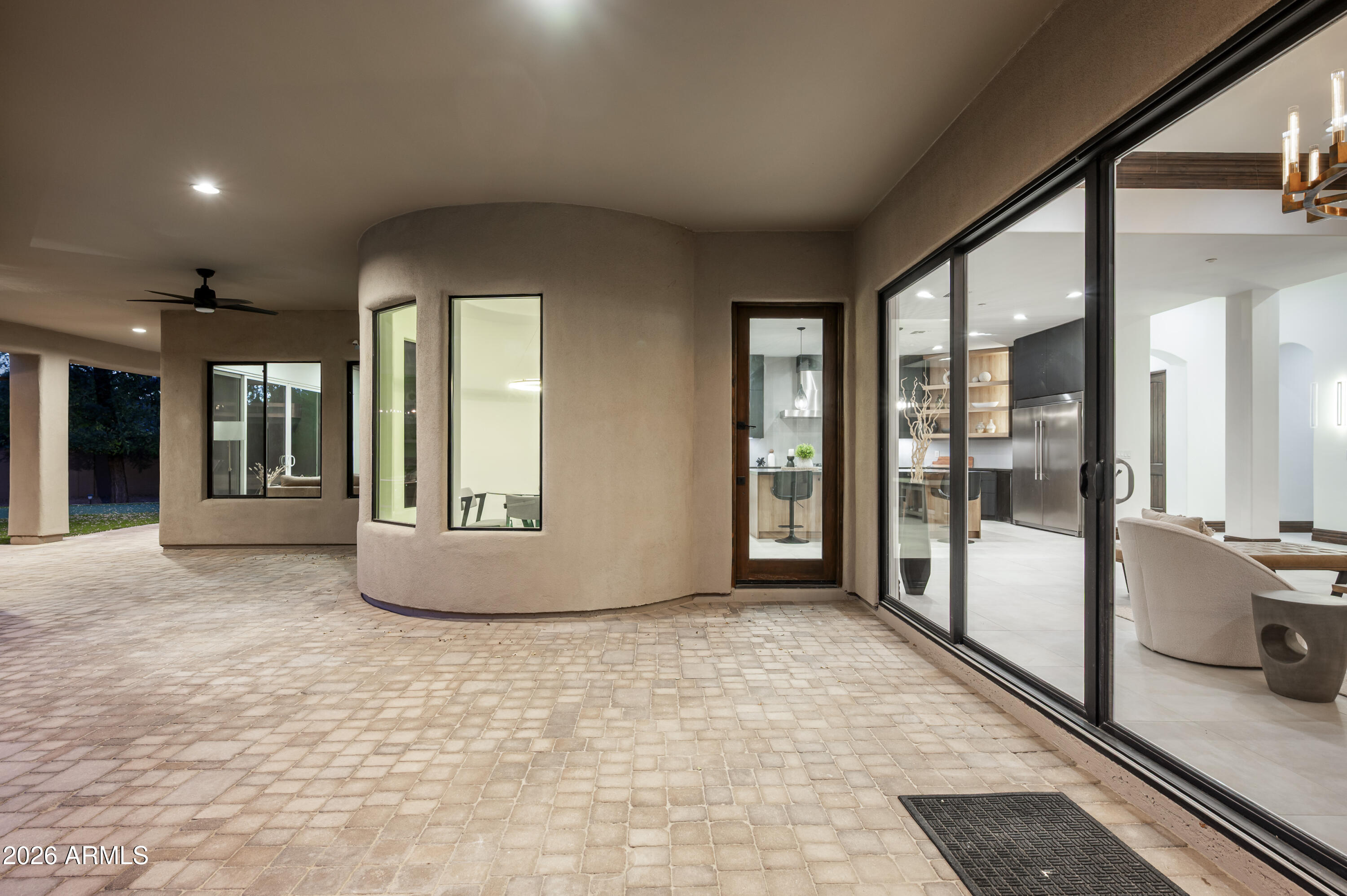 3905 E MALLORY Circle