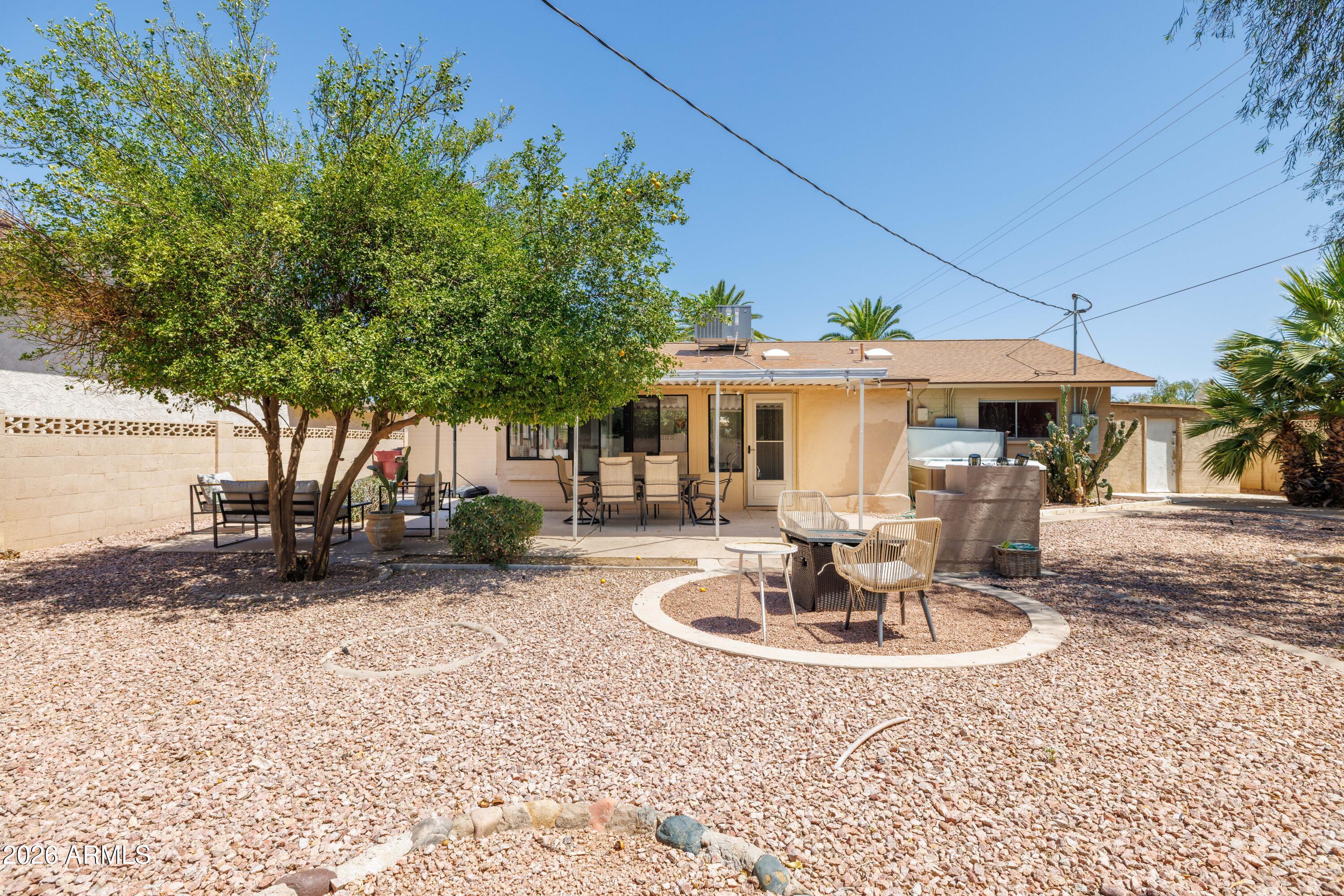 8755 E Valley Vista Drive