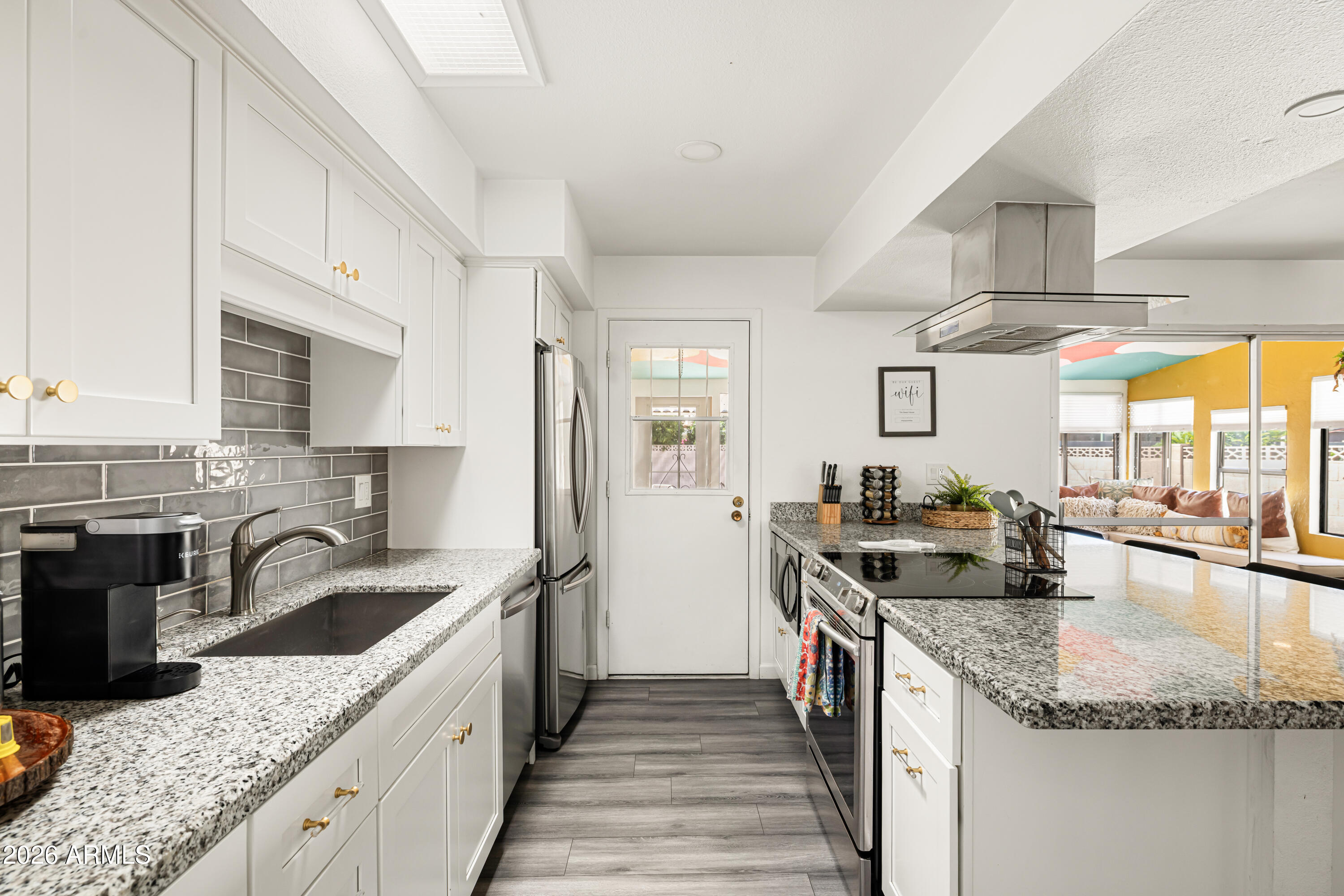 8755 E Valley Vista Drive