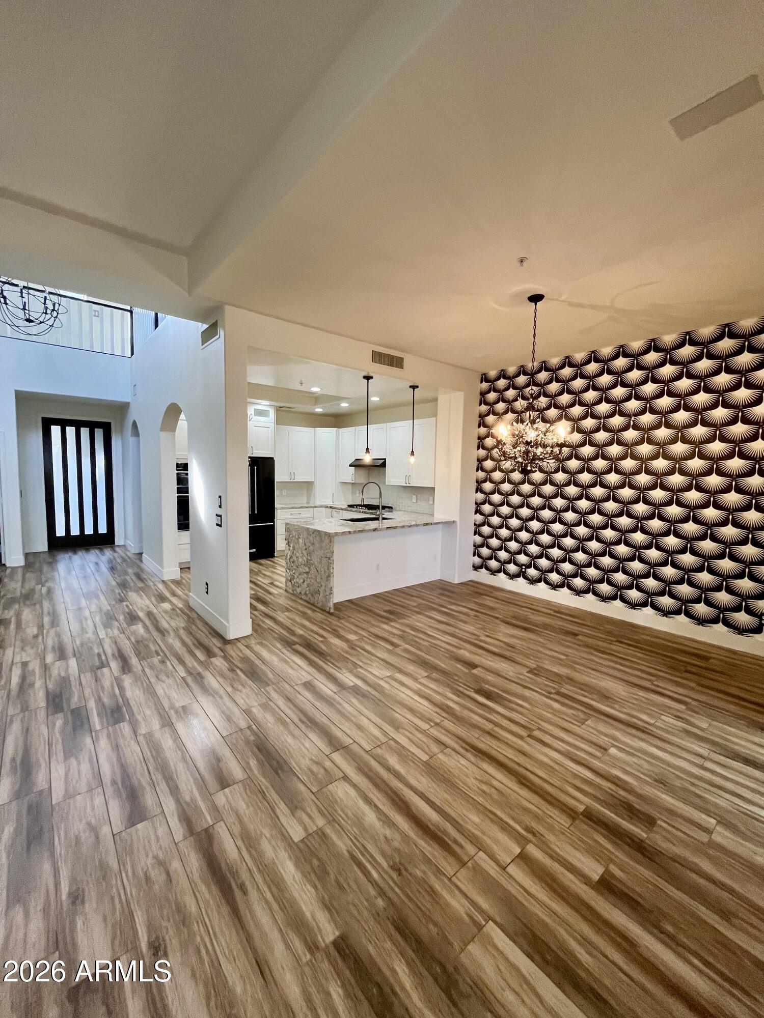 20802 N Grayhawk Drive 1123