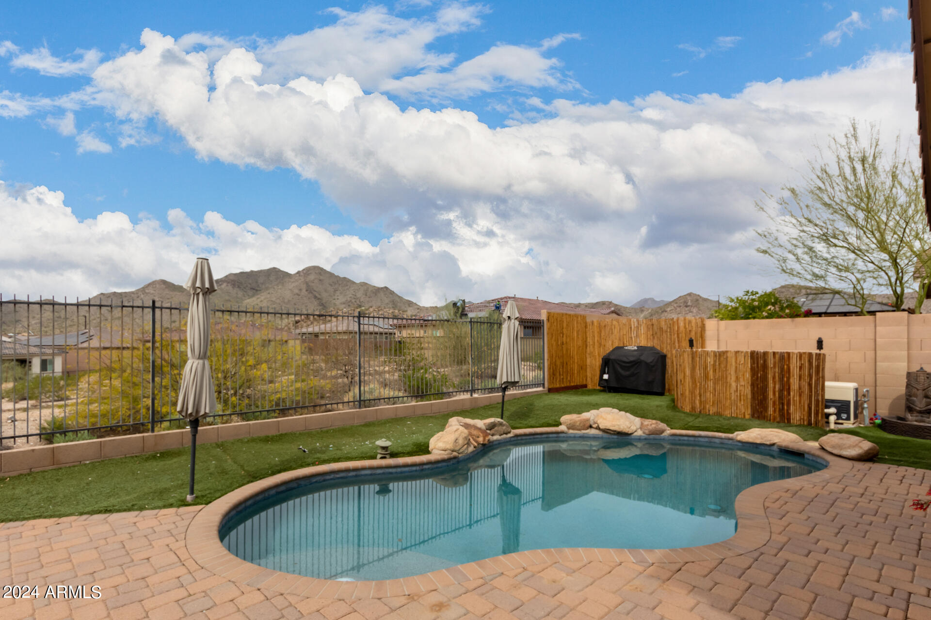 2618 N SAIDE Lane