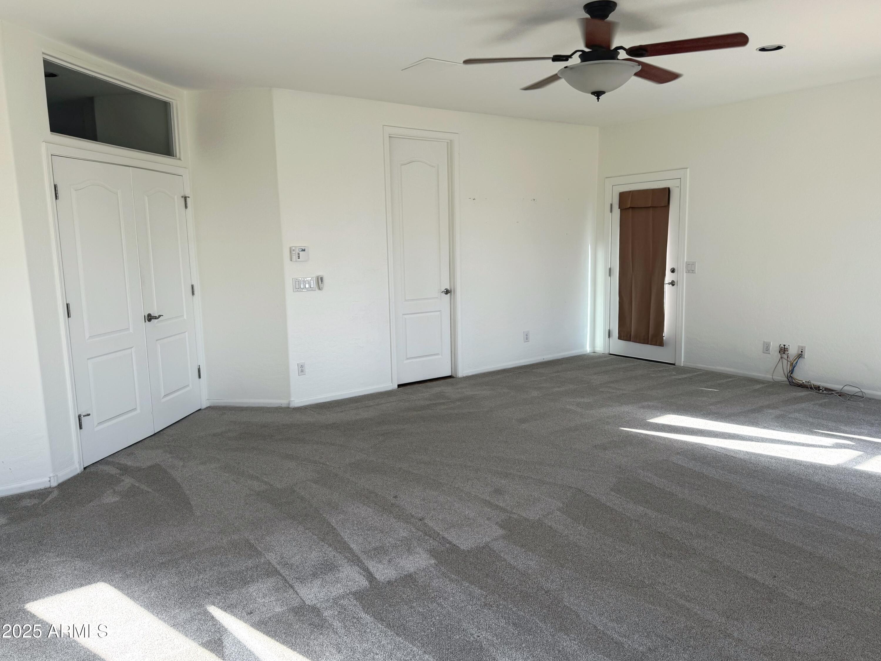 1571 E APPALOOSA Court