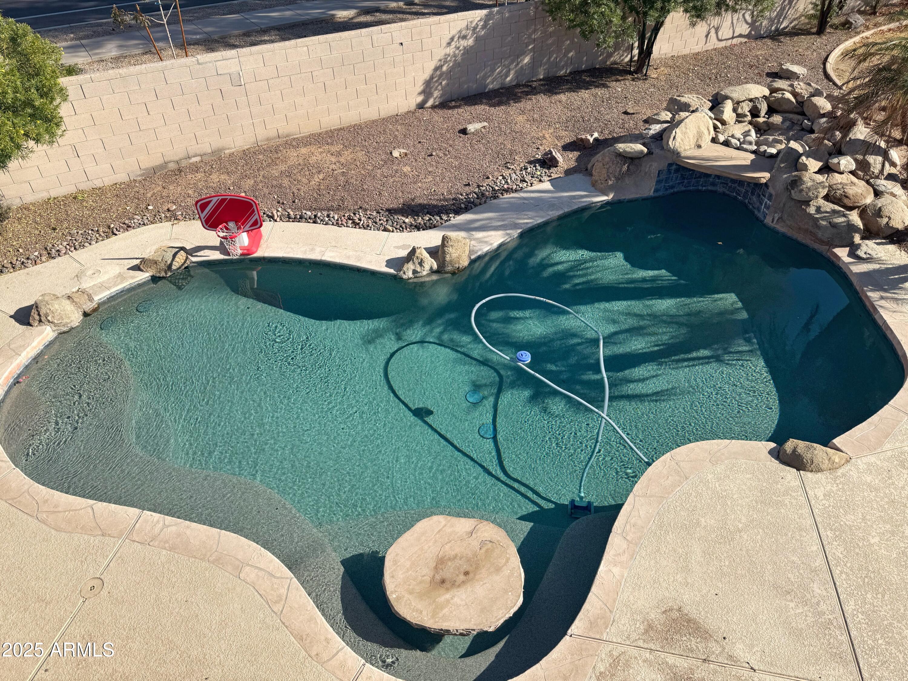 1571 E APPALOOSA Court
