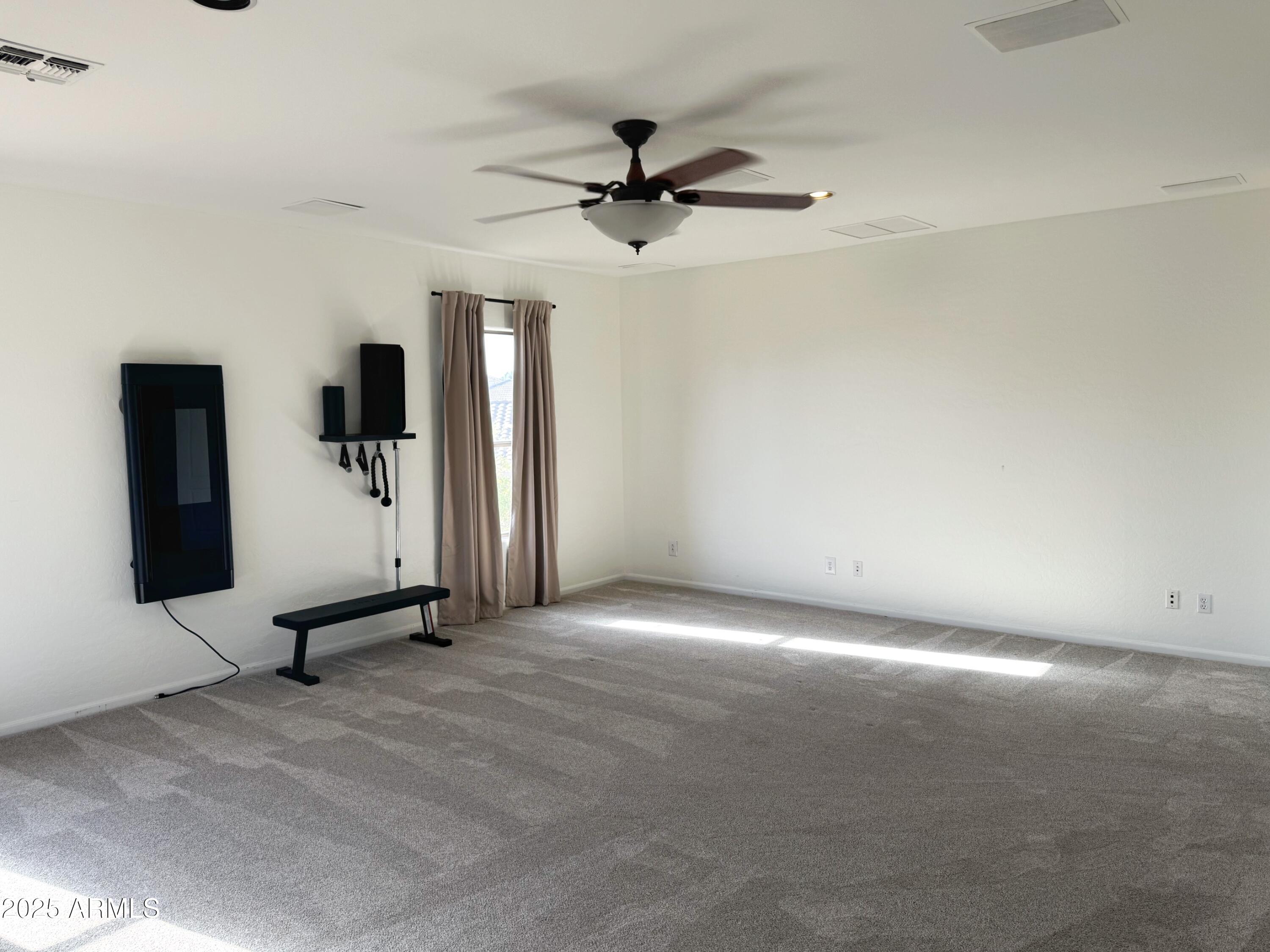 1571 E APPALOOSA Court