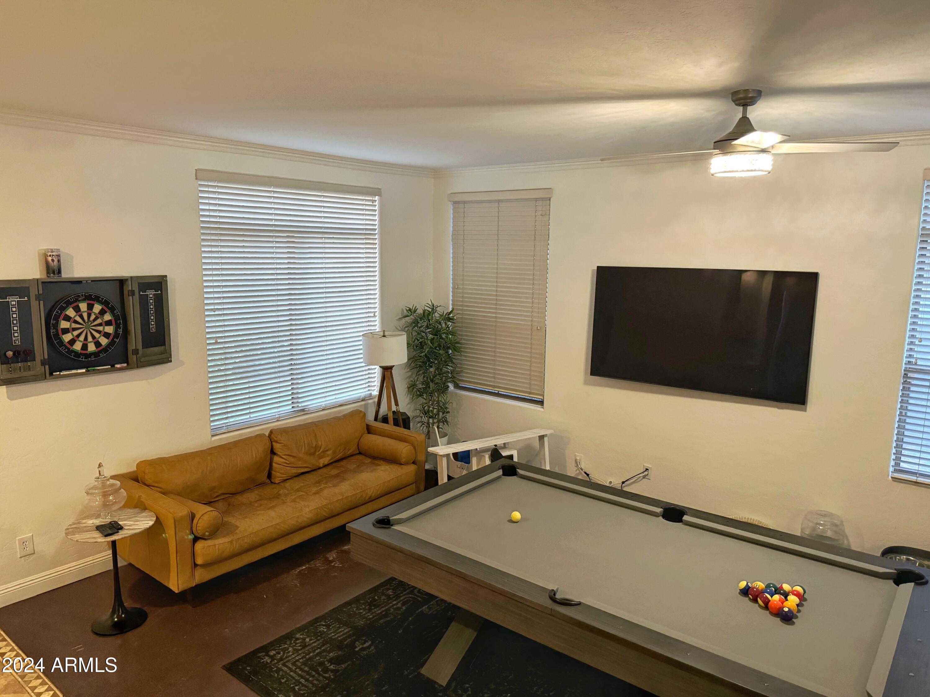 1571 E APPALOOSA Court