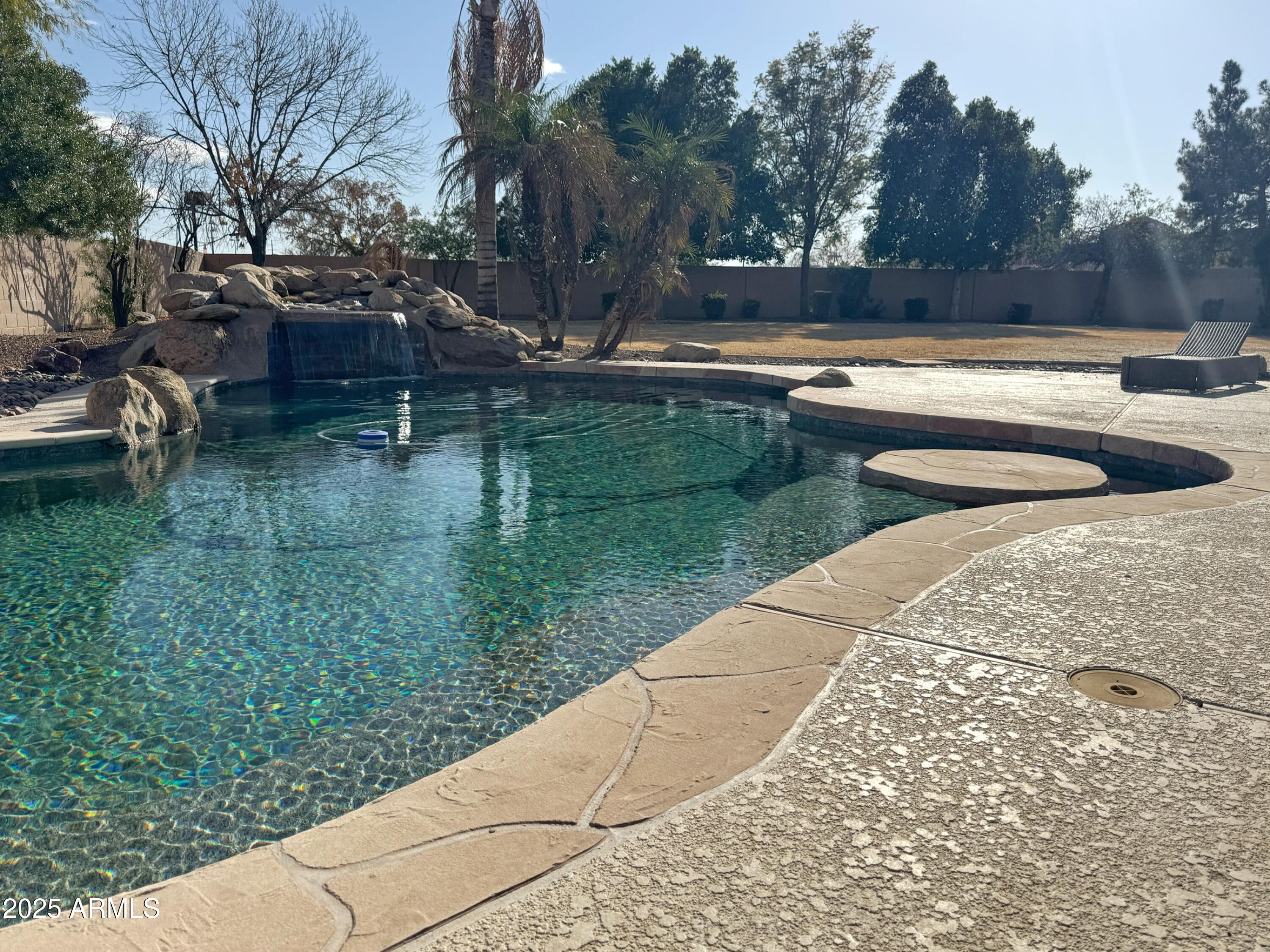 1571 E APPALOOSA Court