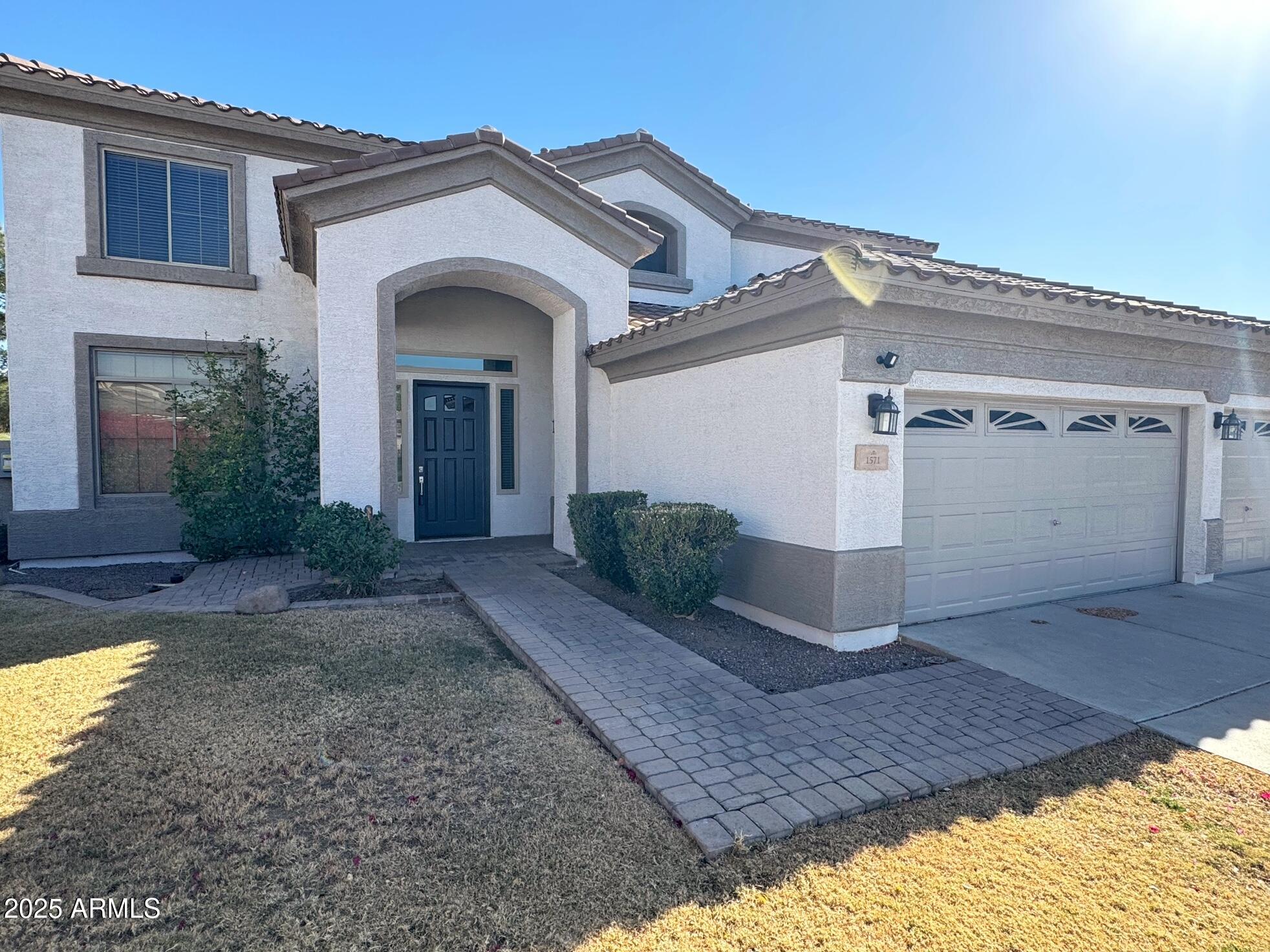 1571 E APPALOOSA Court
