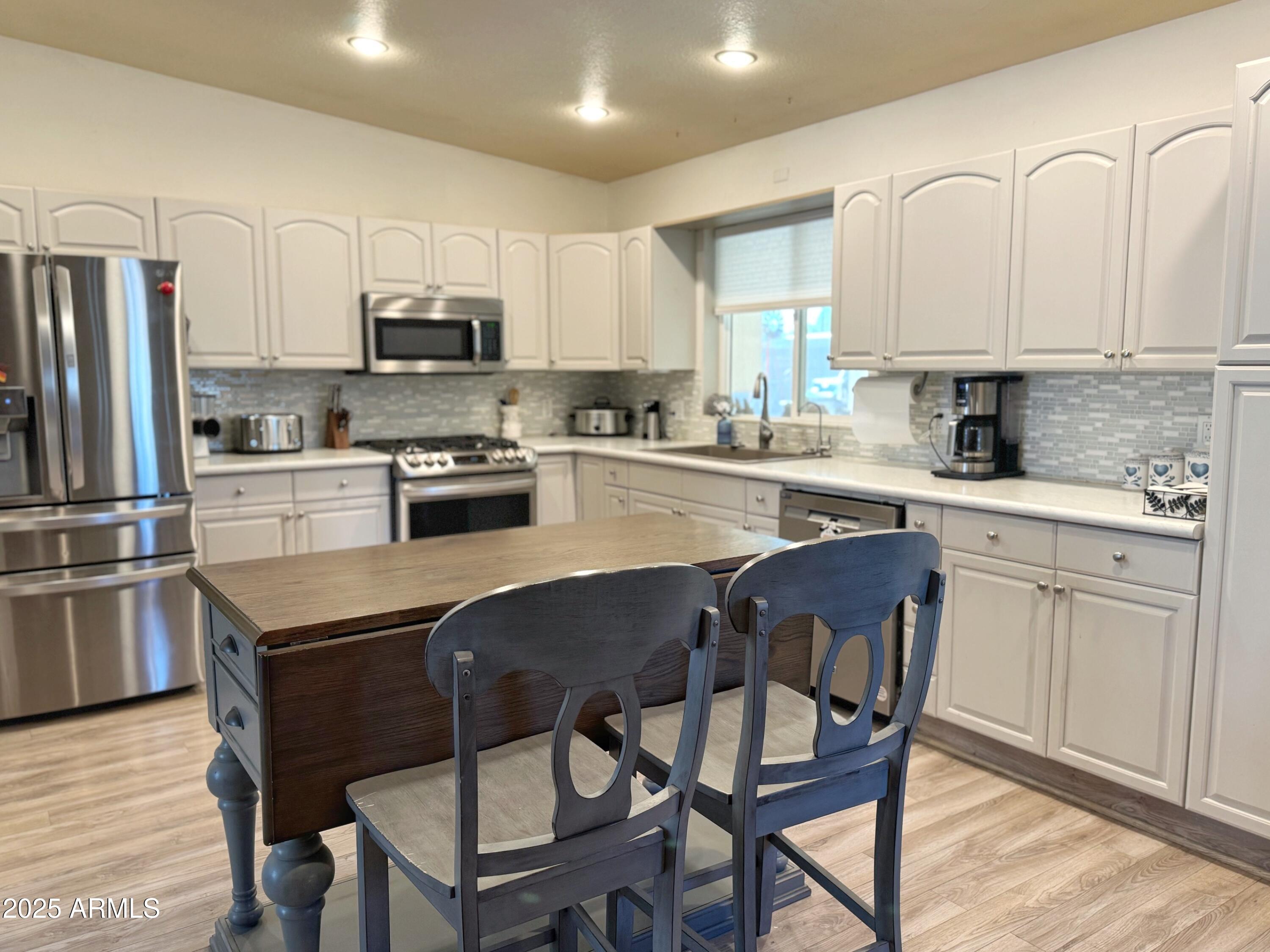 3231 N 81ST Place