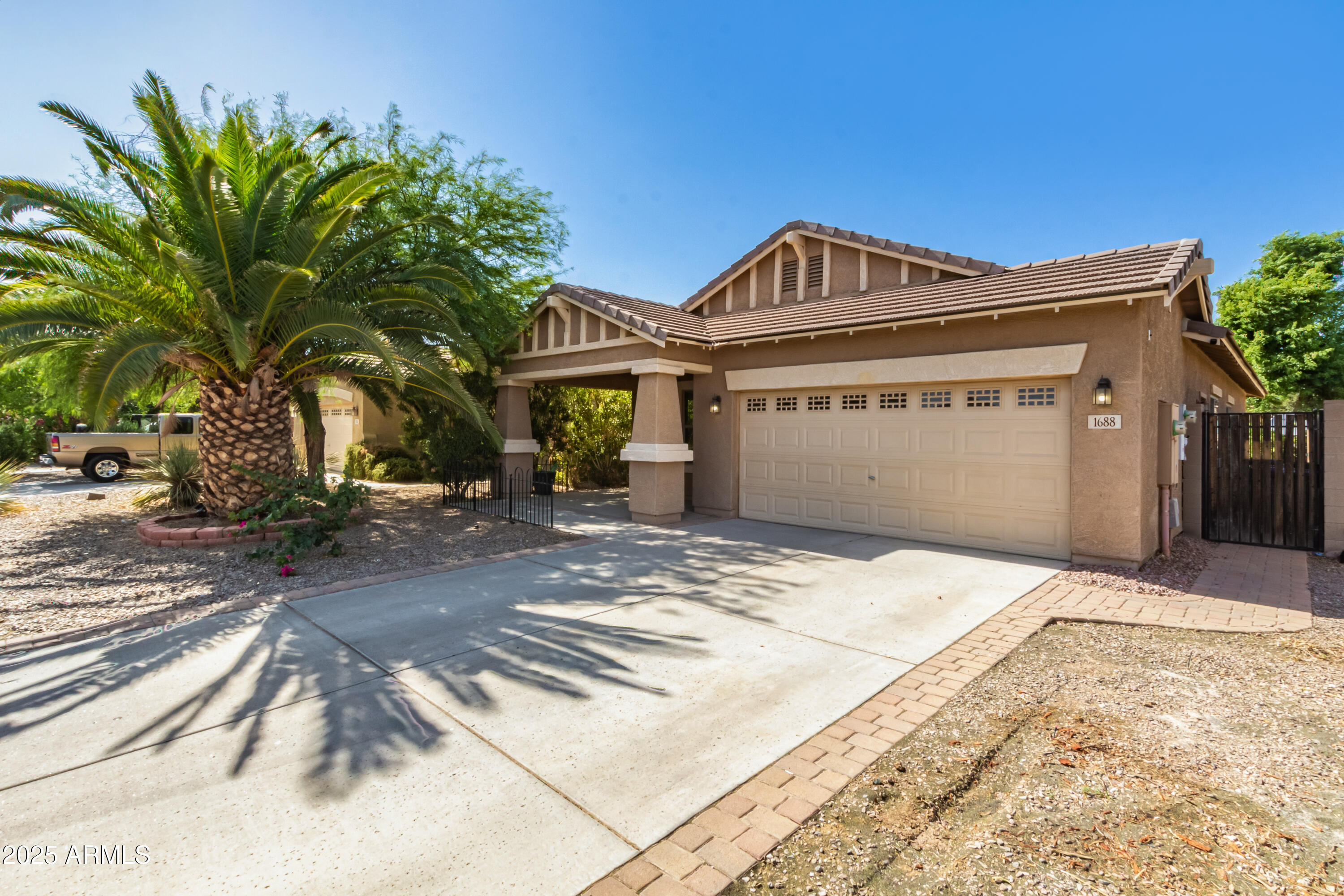 1688 W Corriente Drive