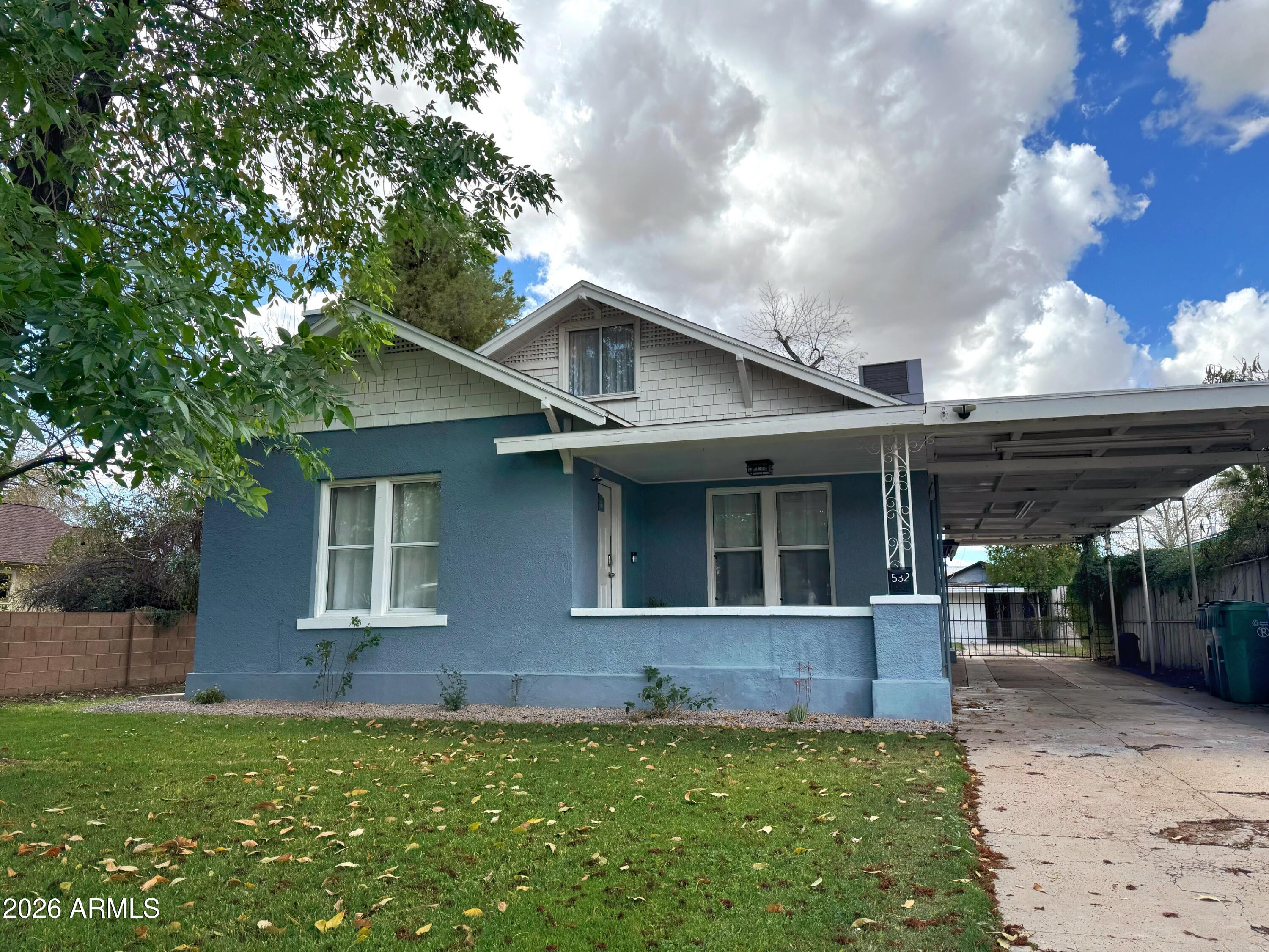 532 N GRAND