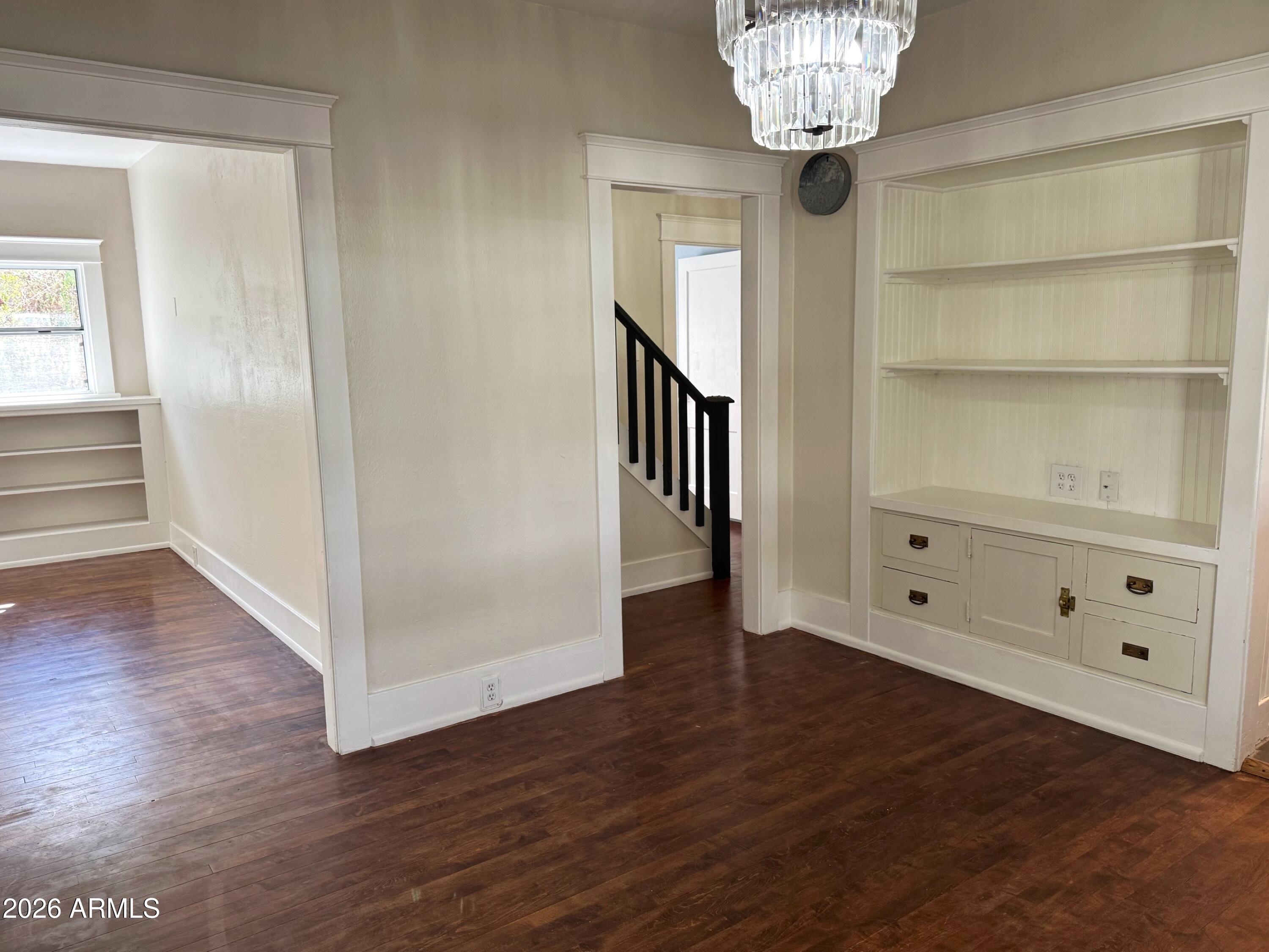 532 N GRAND