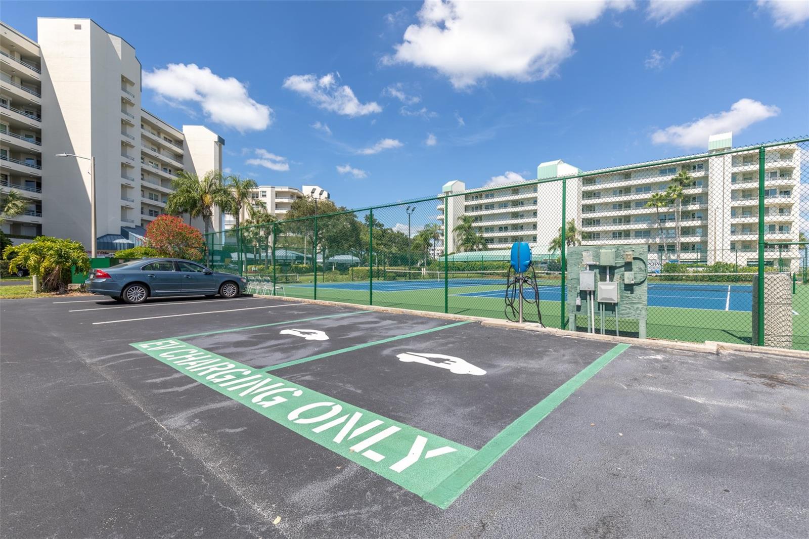 8020 SAILBOAT KEY BLVD S #105