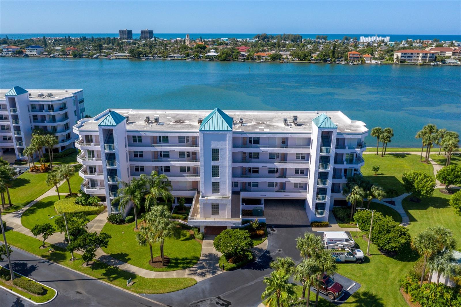 8020 SAILBOAT KEY BLVD S #105