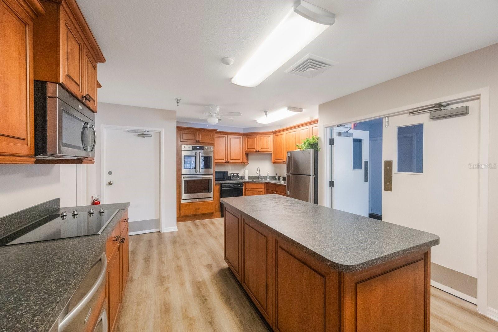 8020 SAILBOAT KEY BLVD S #105