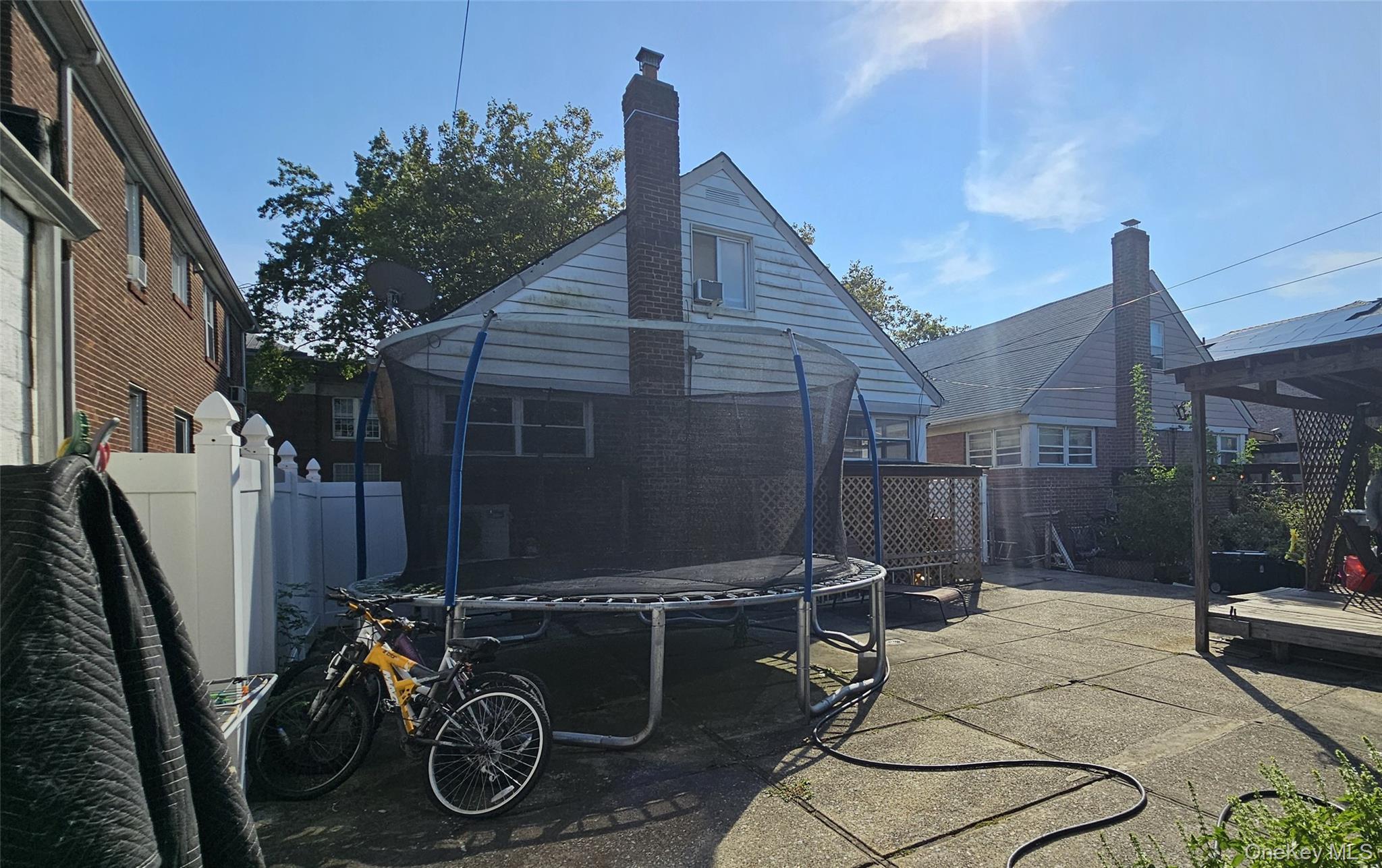 65-19 Dieterle Crescent