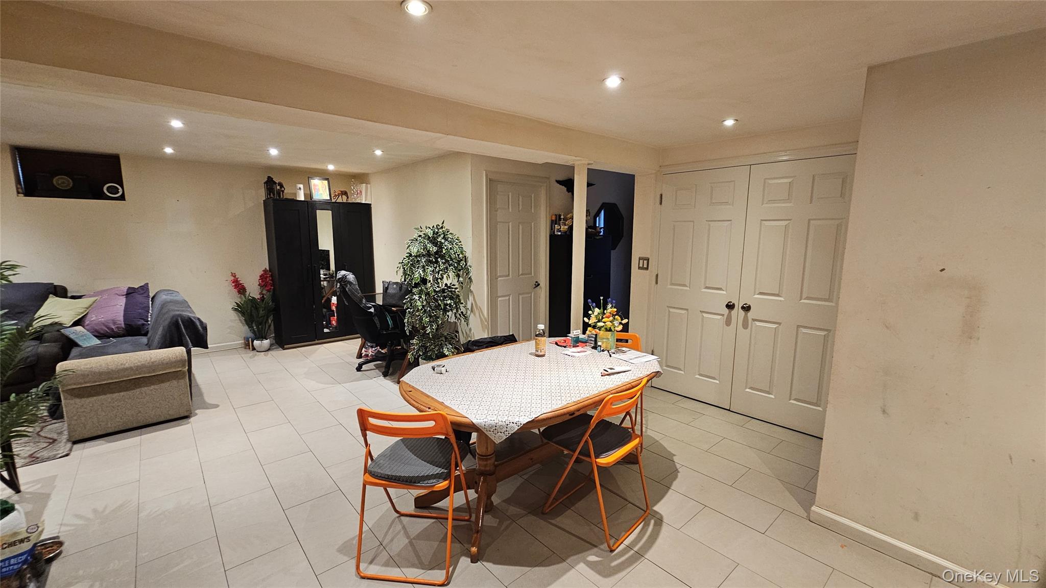 65-19 Dieterle Crescent