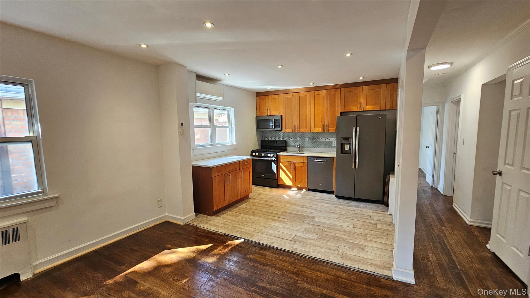 65-19 Dieterle Crescent