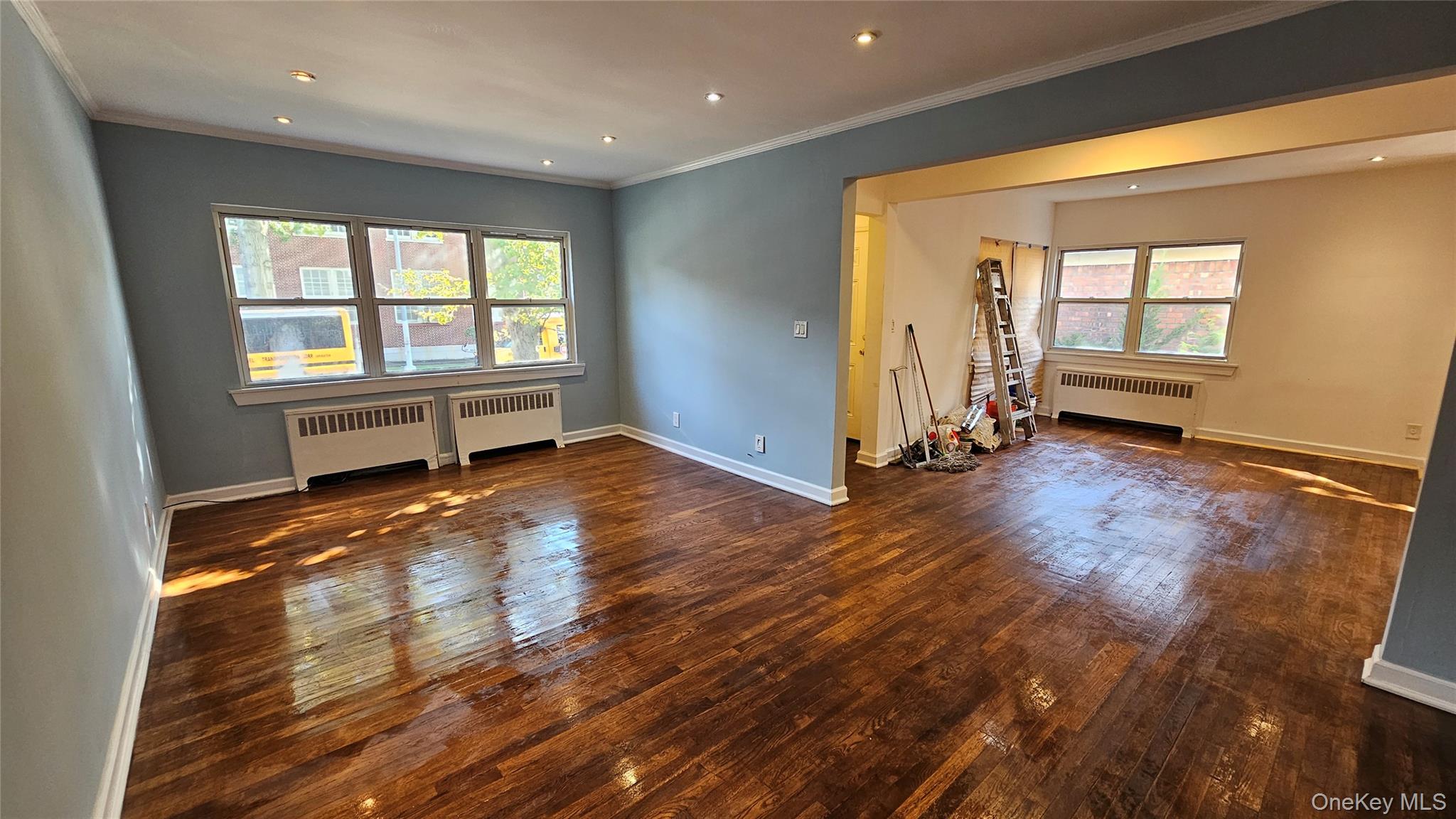 65-19 Dieterle Crescent