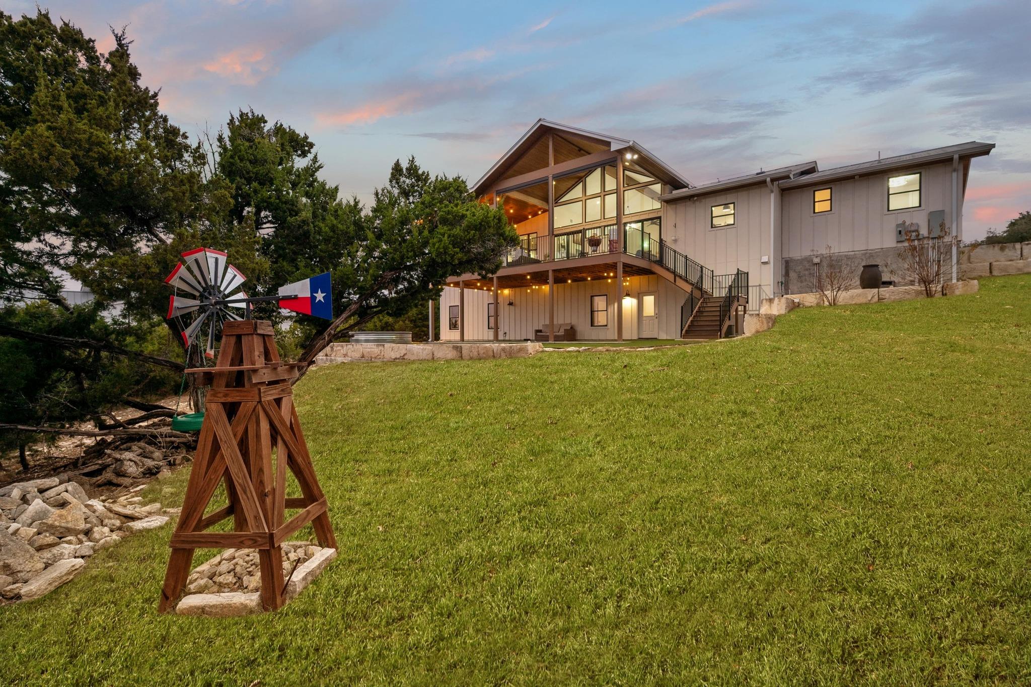 4408 Hennig DR