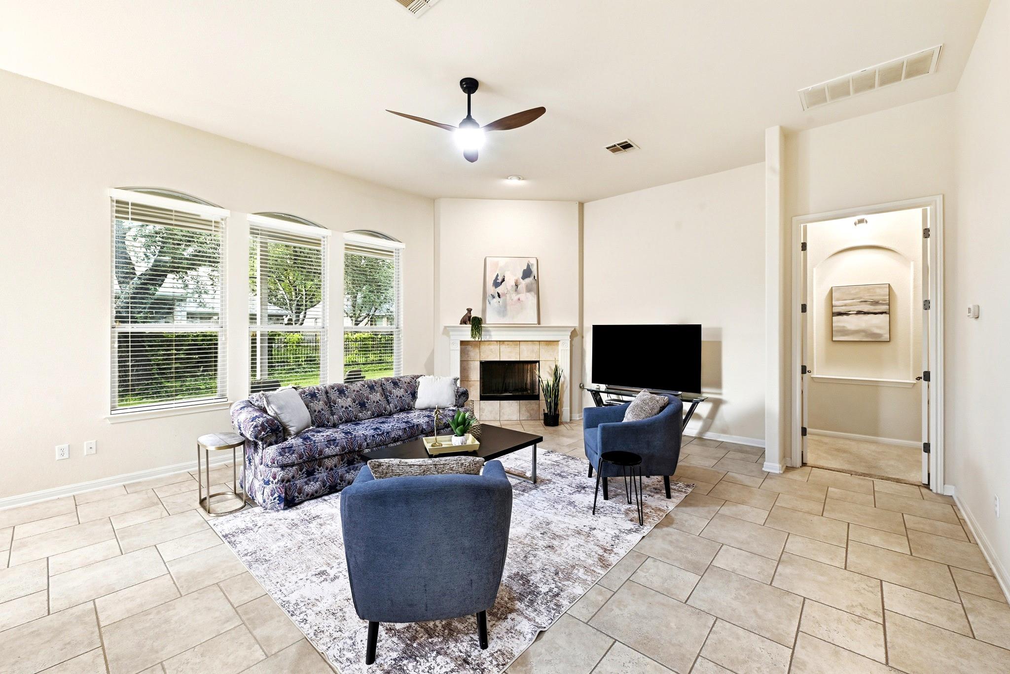 2707 Brindisi WAY