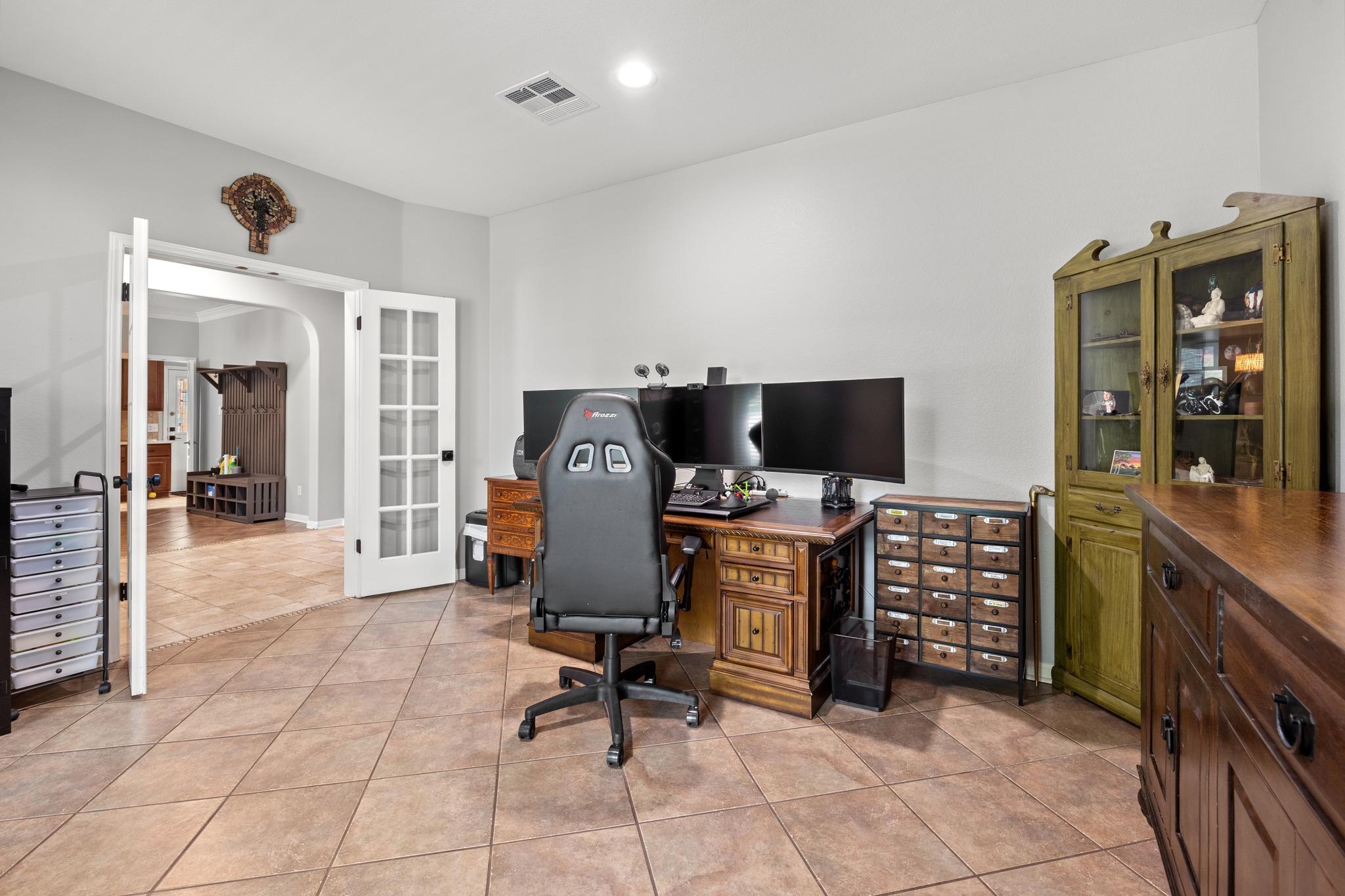 3502 Hidden Oaks CV