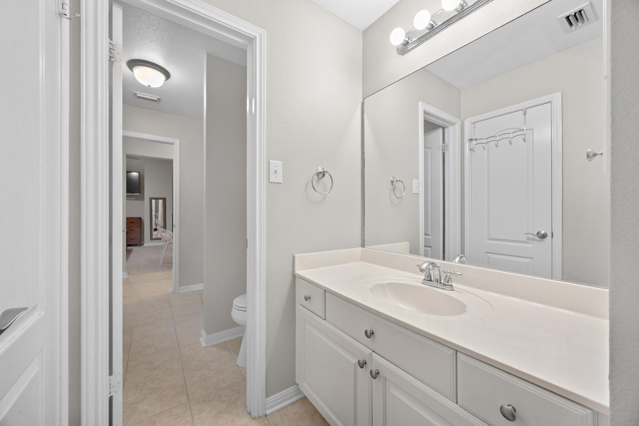 3502 Hidden Oaks CV