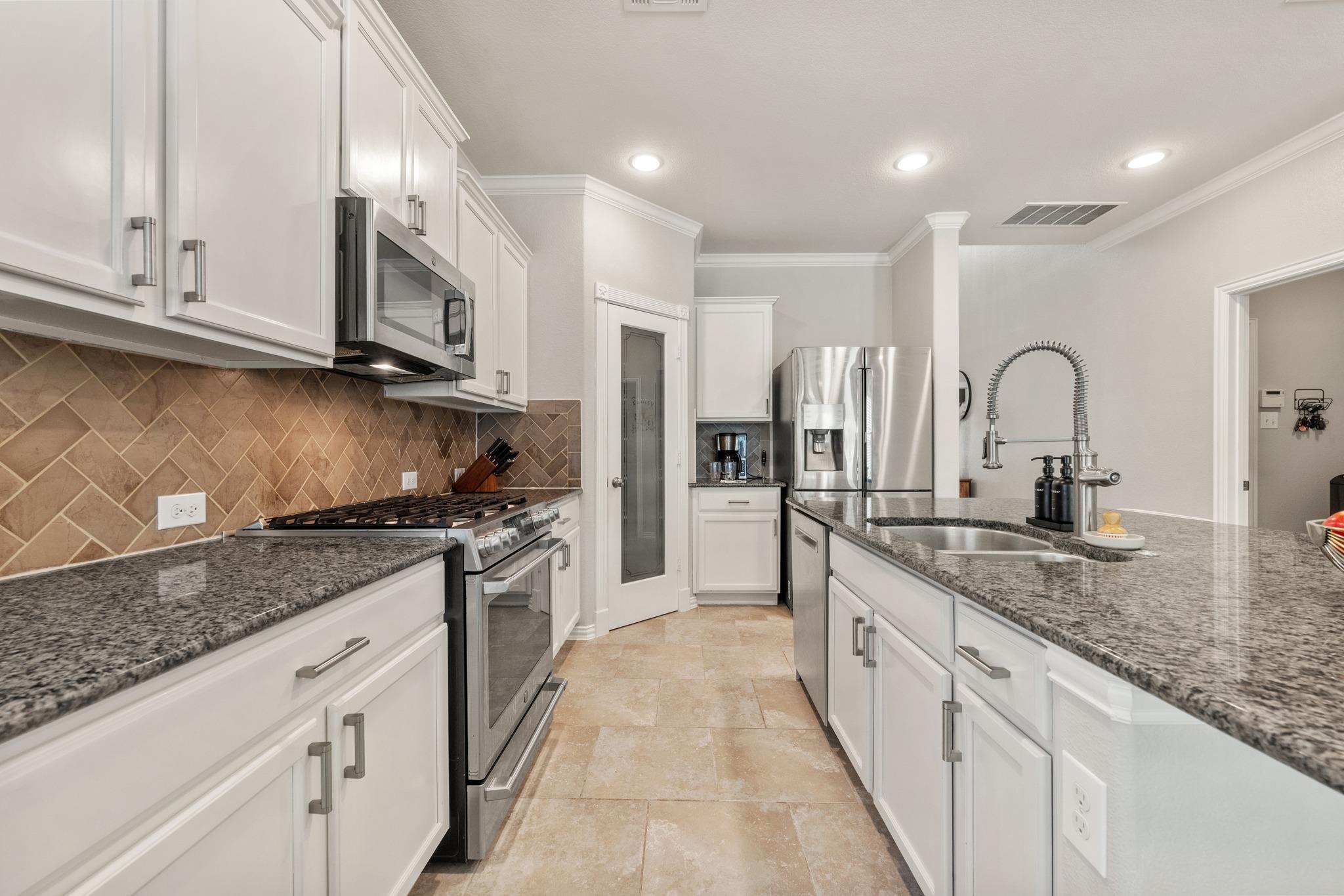 18312 Turning Stream LN