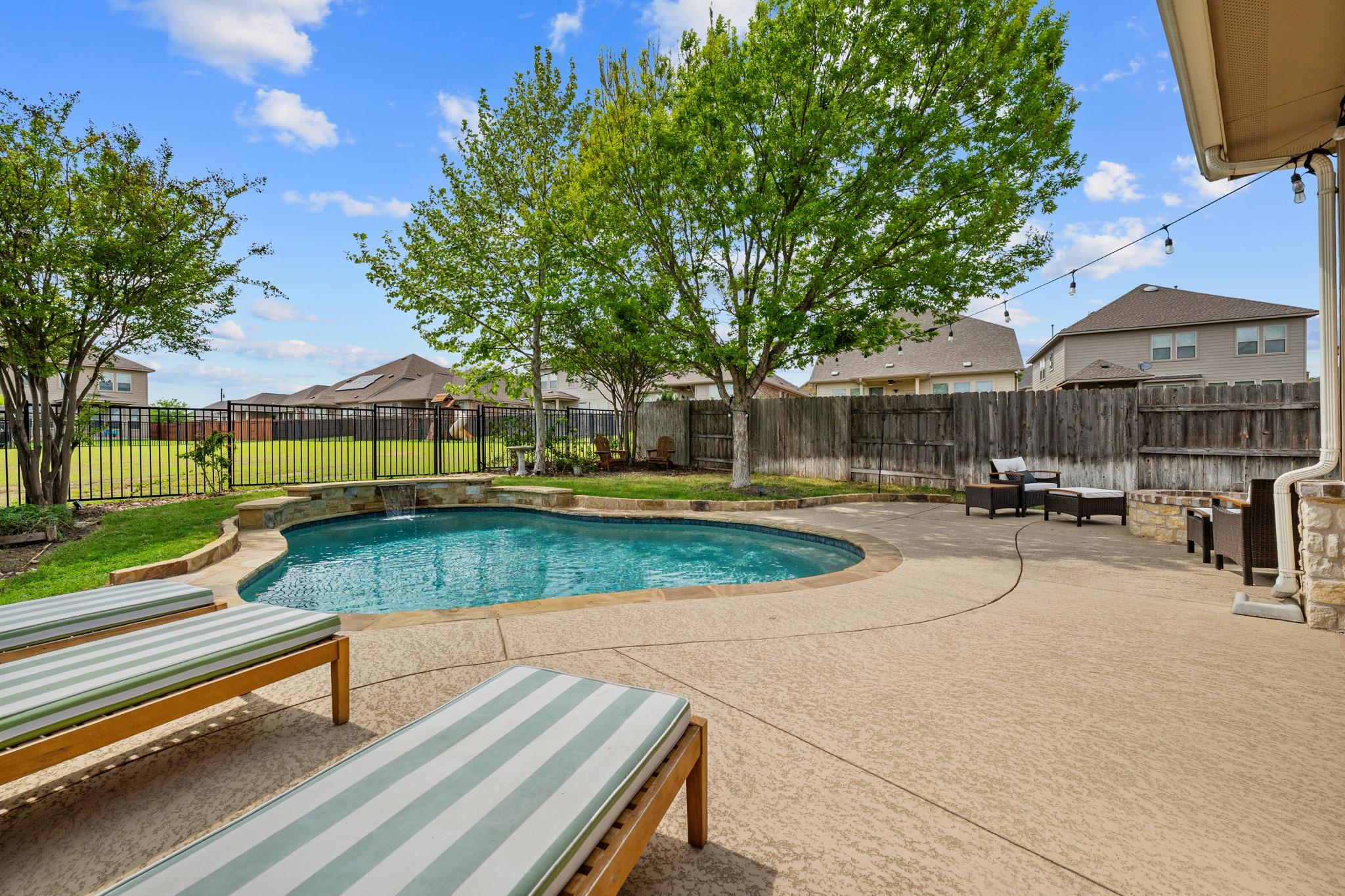 18312 Turning Stream LN