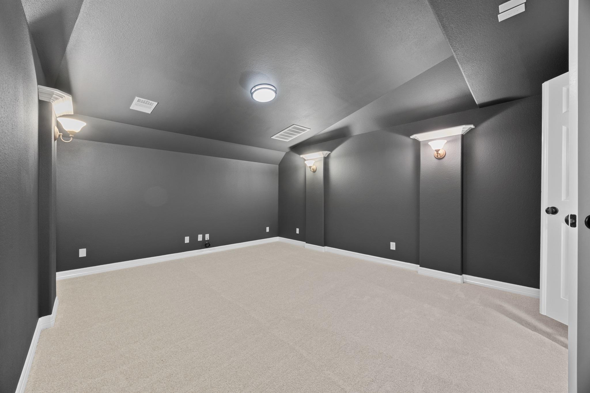 309 Santaluz LN