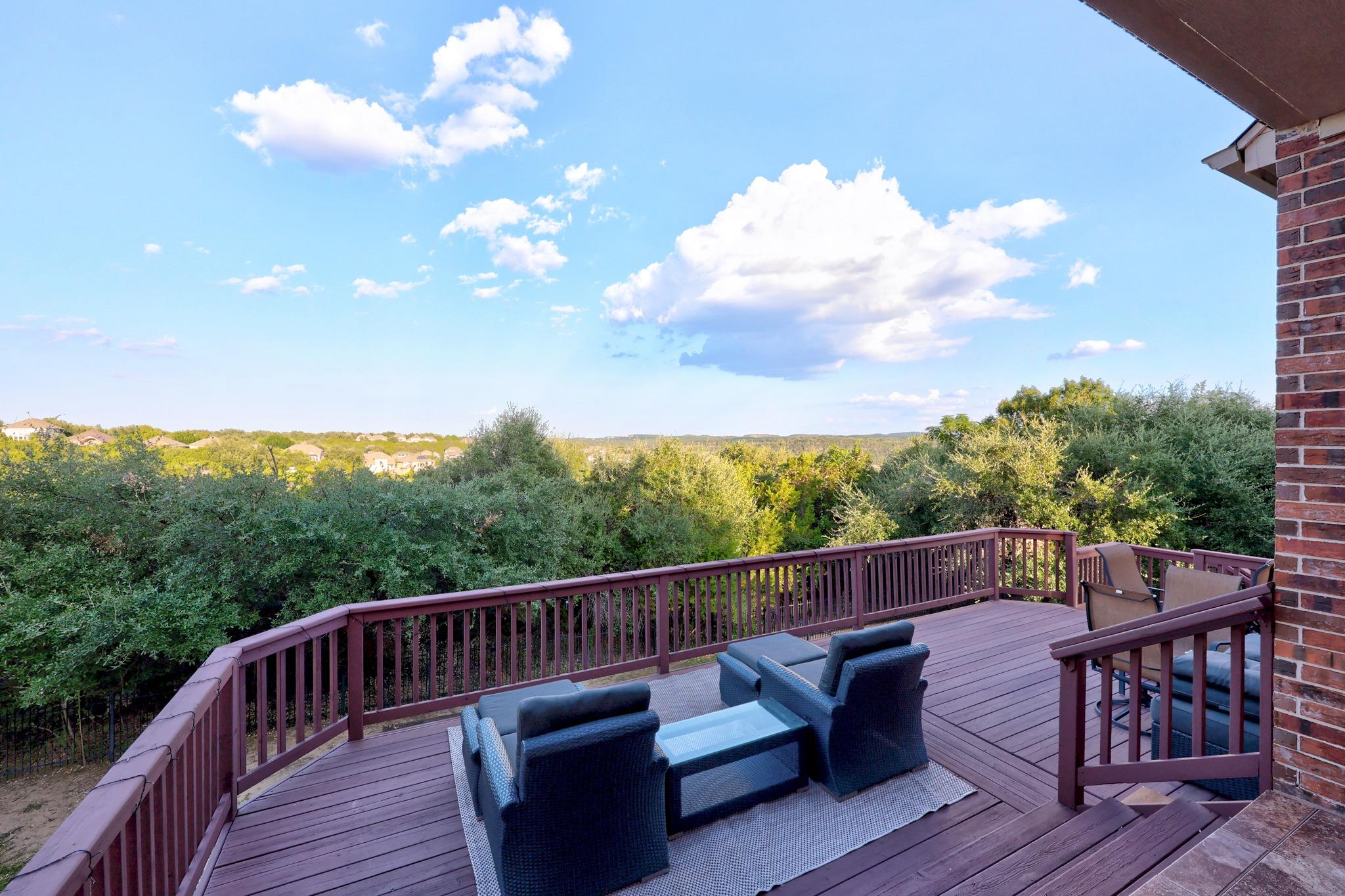 309 Santaluz LN