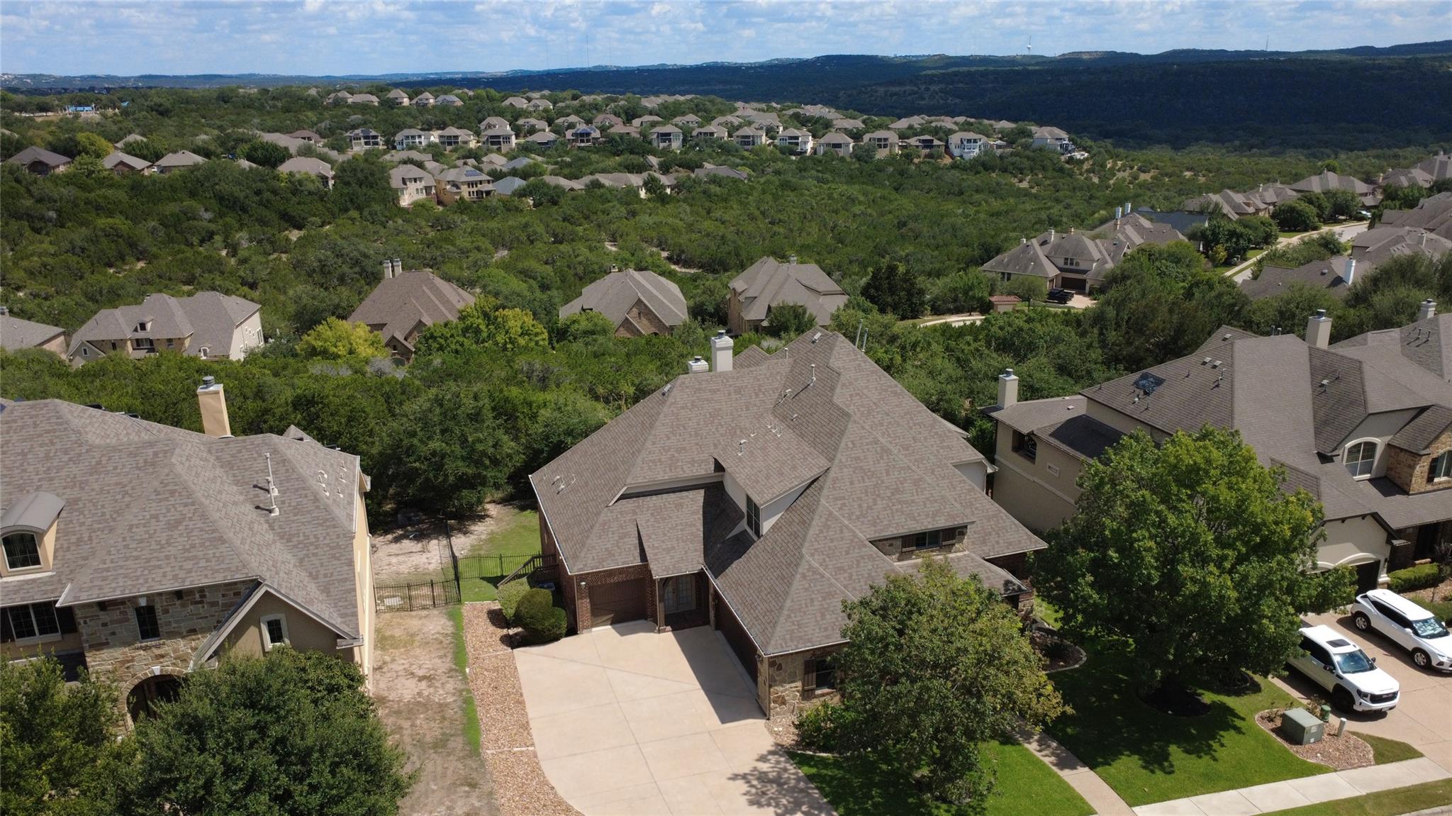 309 Santaluz LN