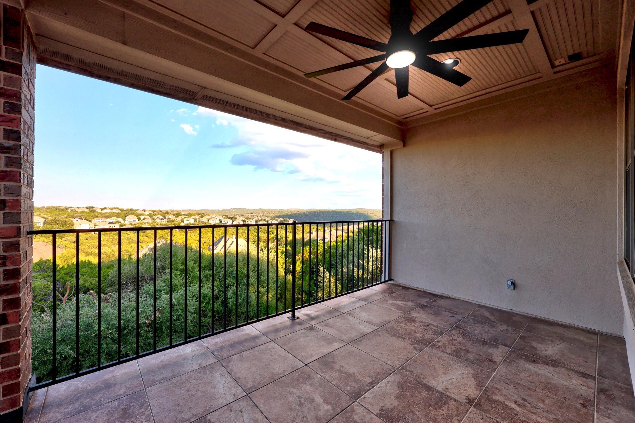 309 Santaluz LN