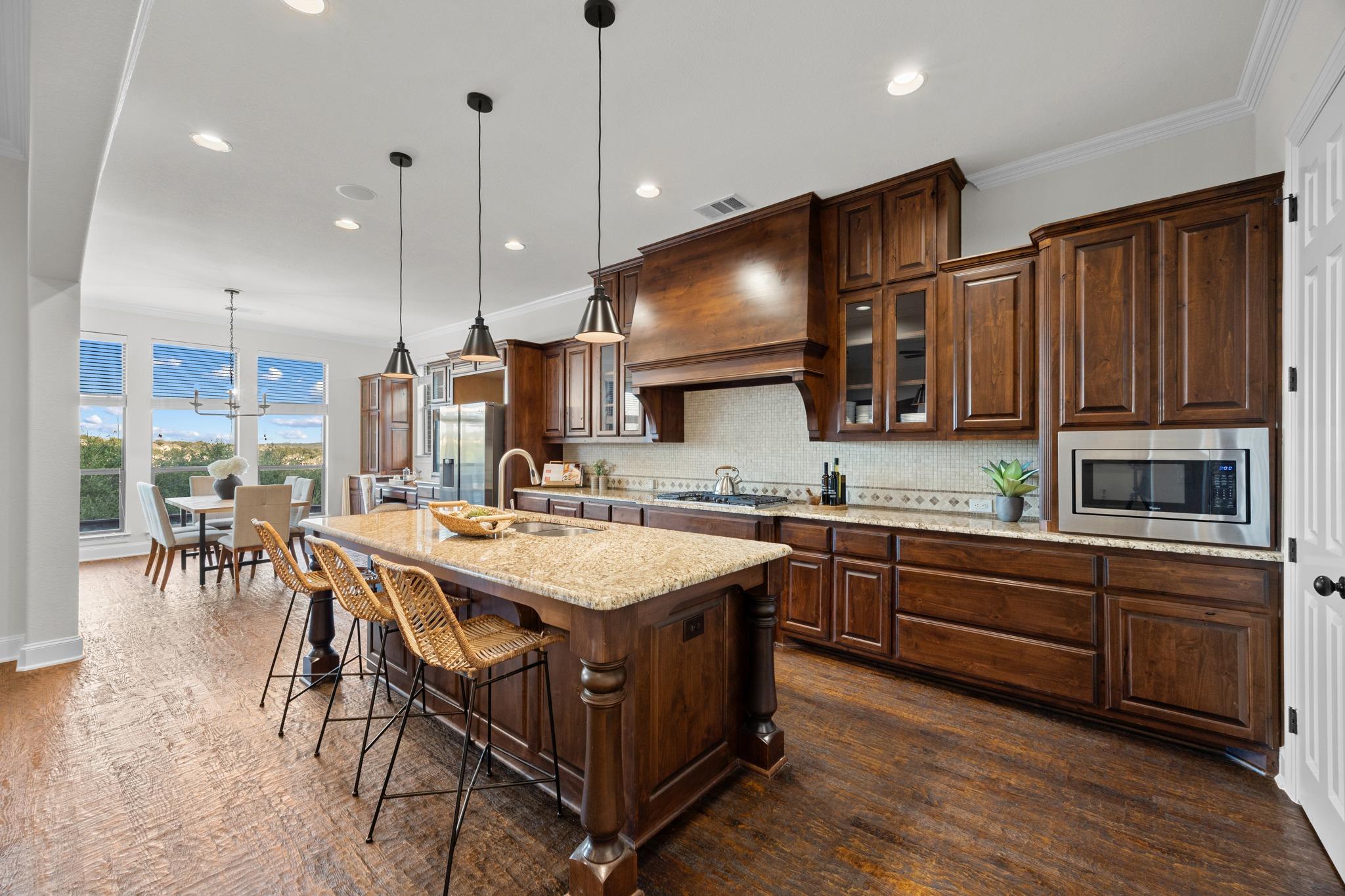309 Santaluz LN