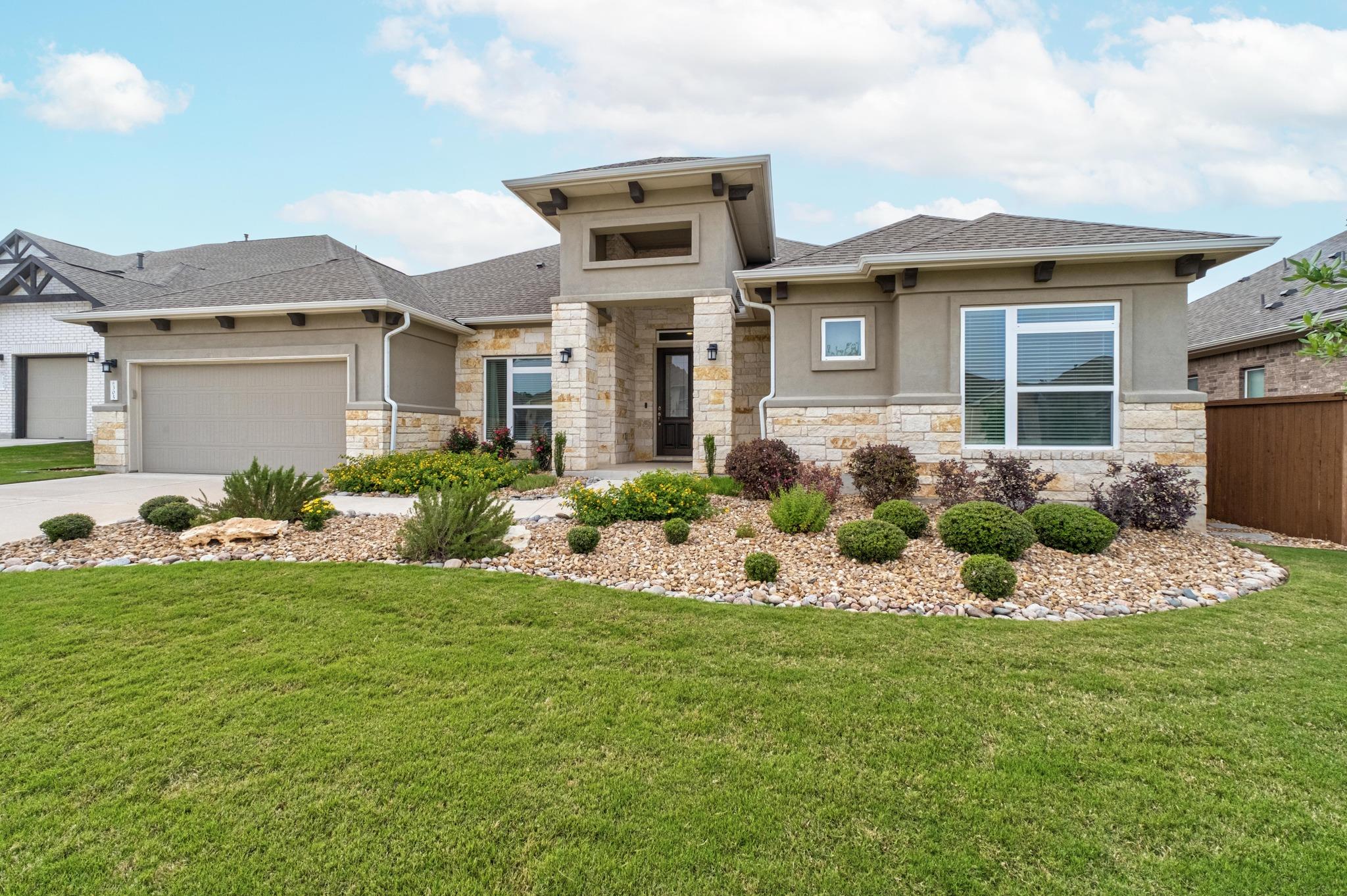 305 Milano DR