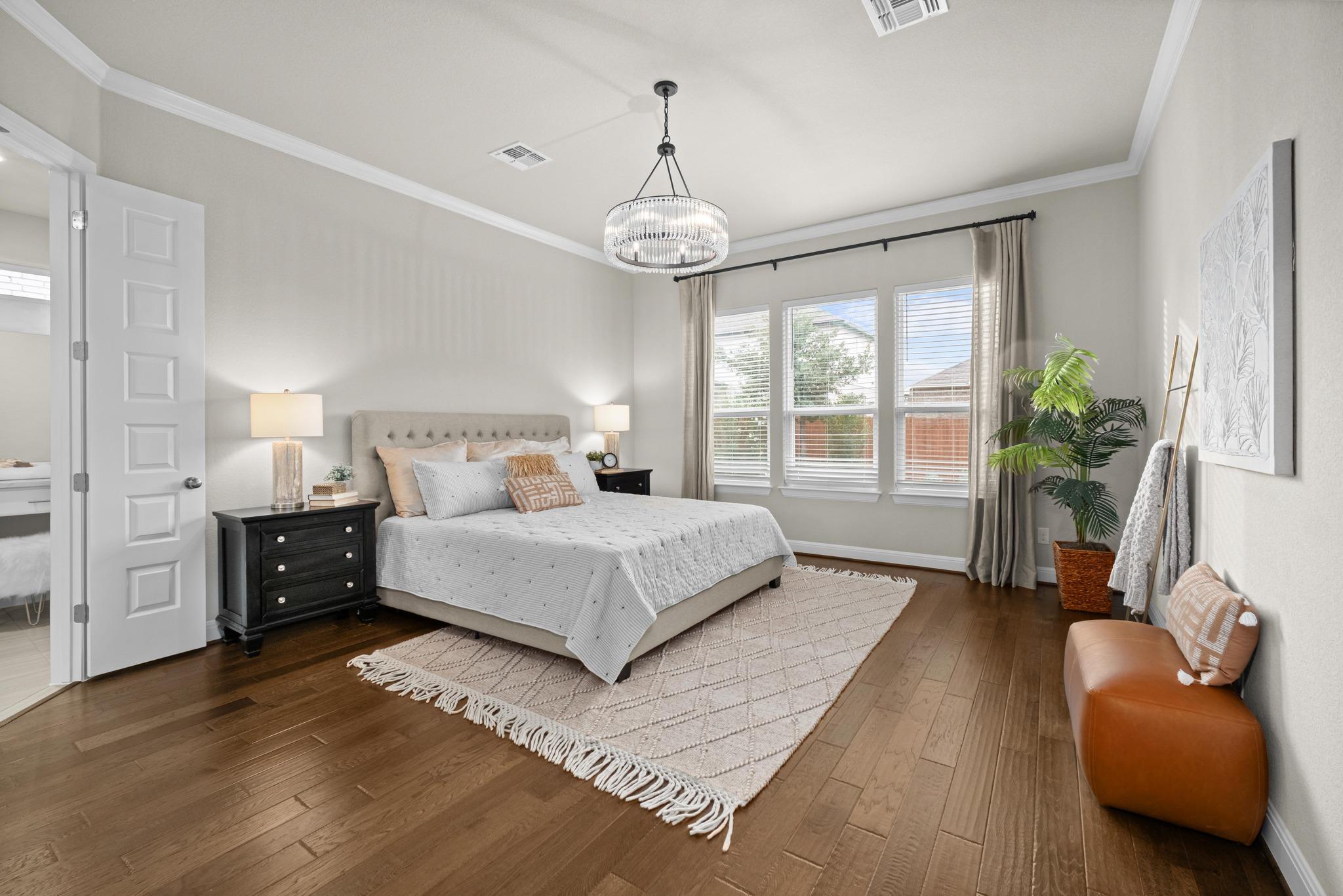 305 Milano DR