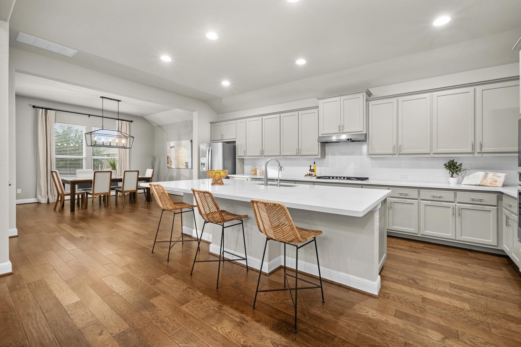305 Milano DR