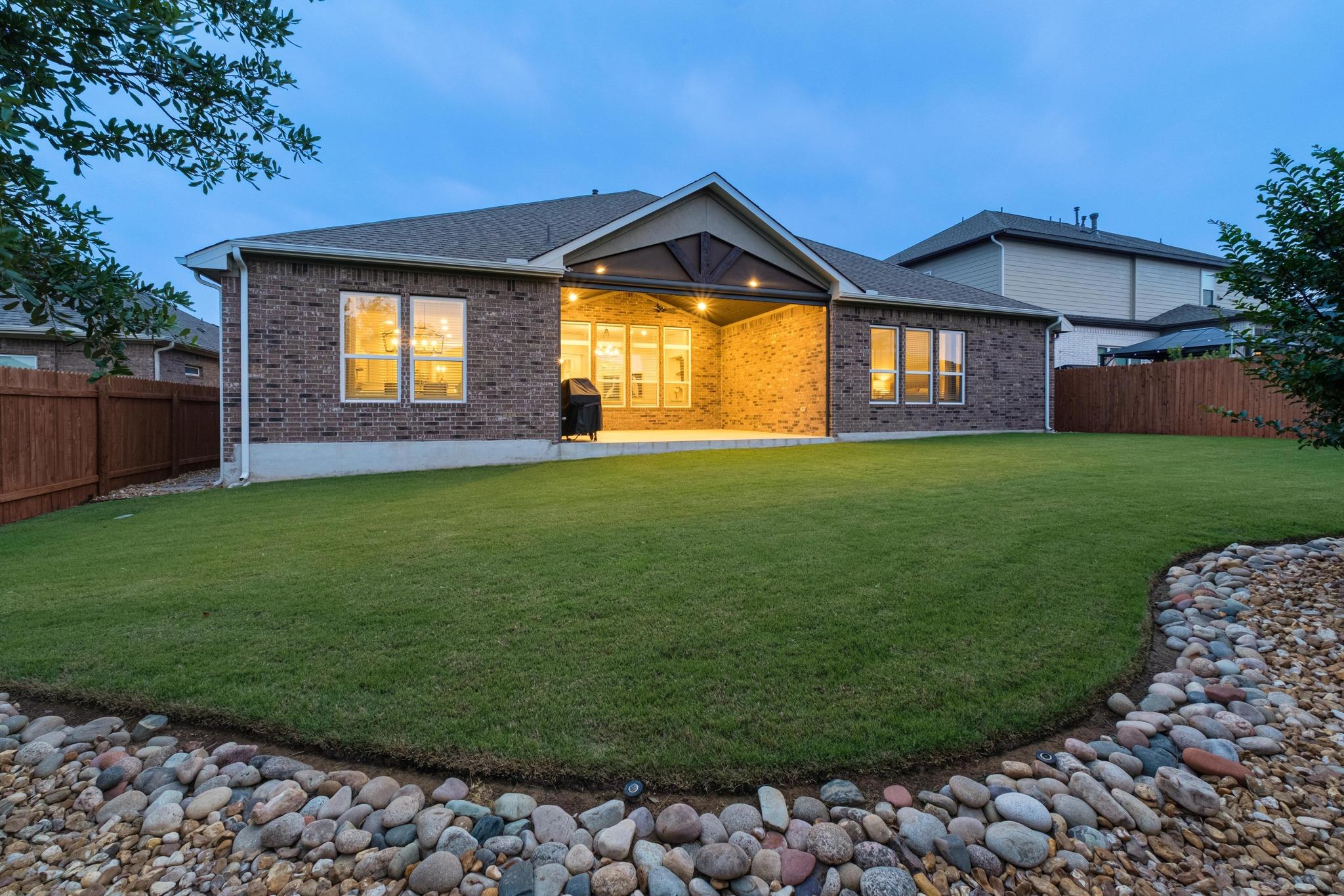305 Milano DR