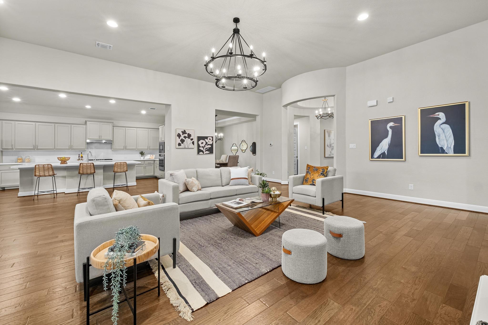 305 Milano DR