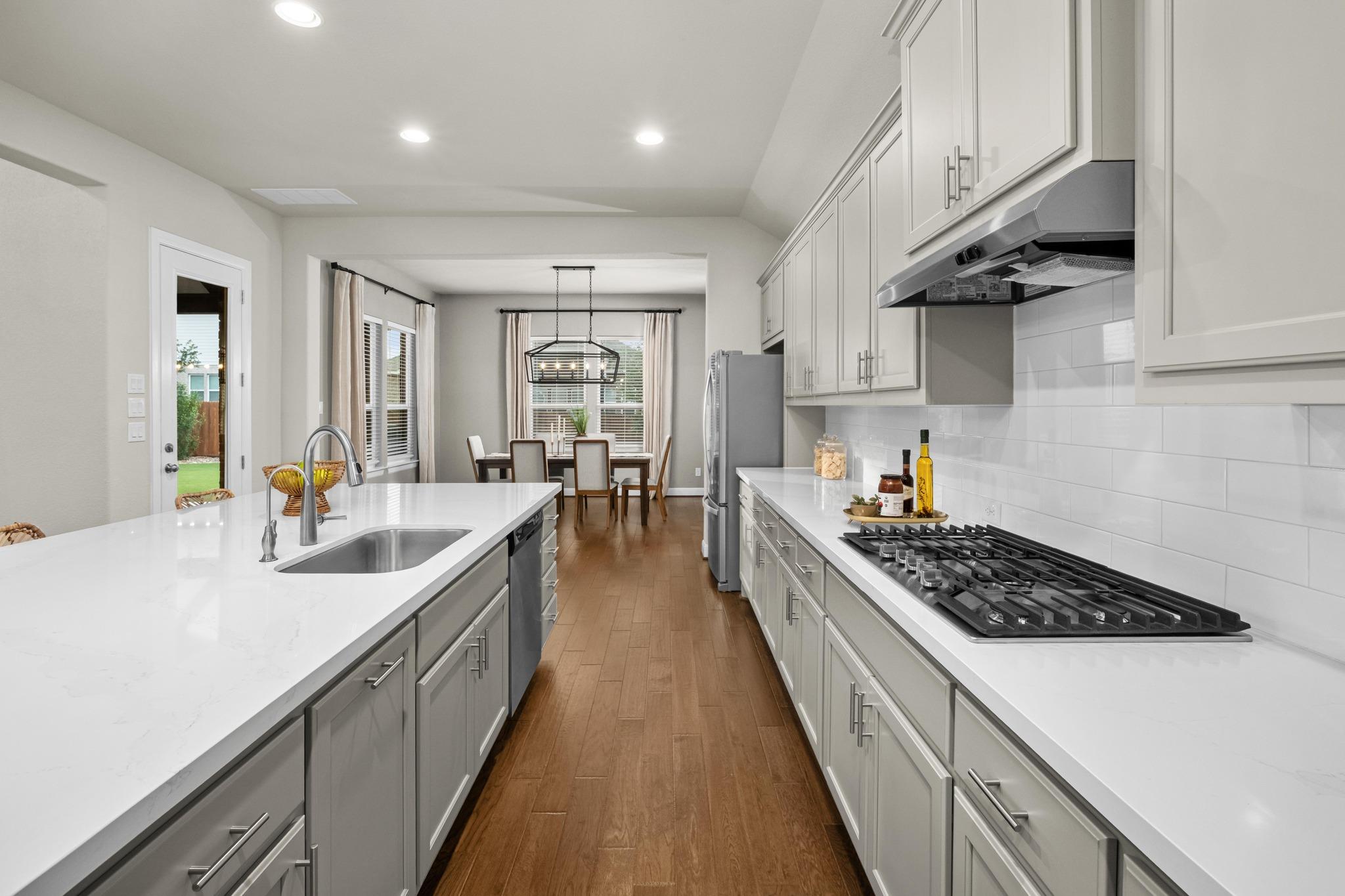 305 Milano DR
