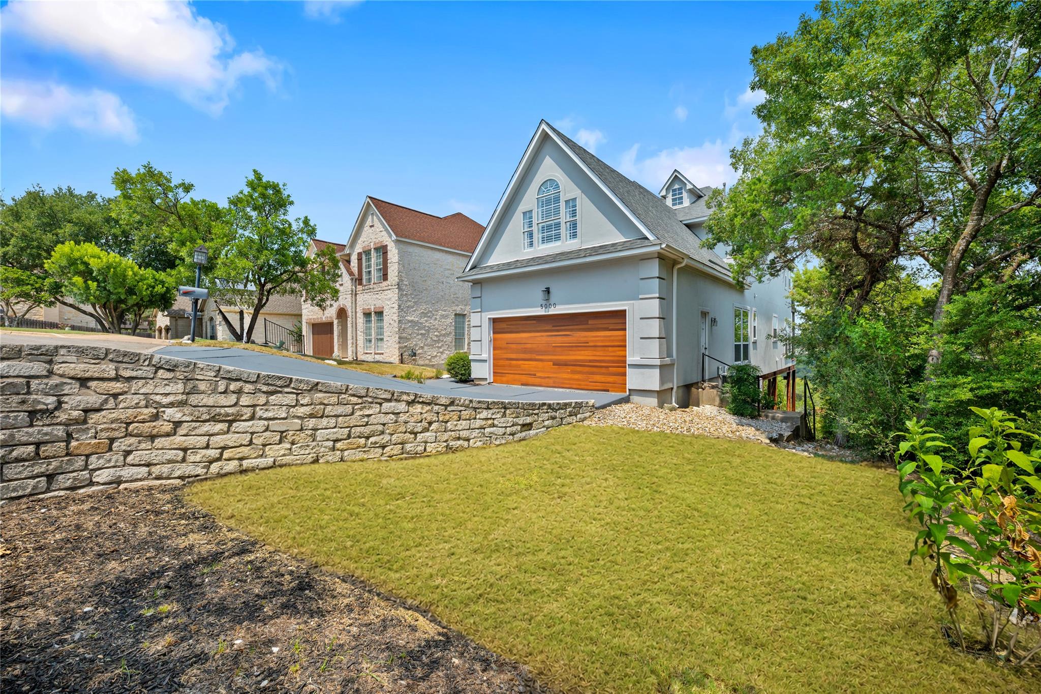 5000 Valburn CT