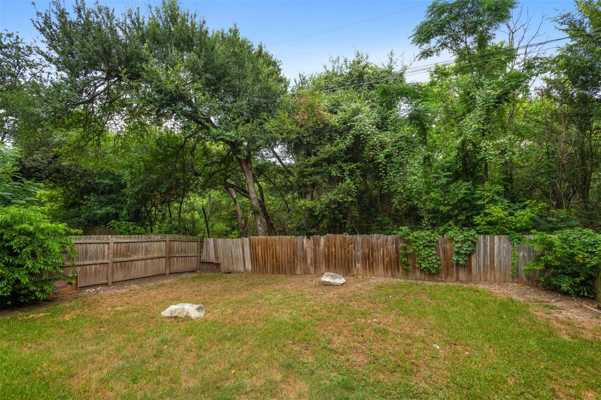802 Ramble LN